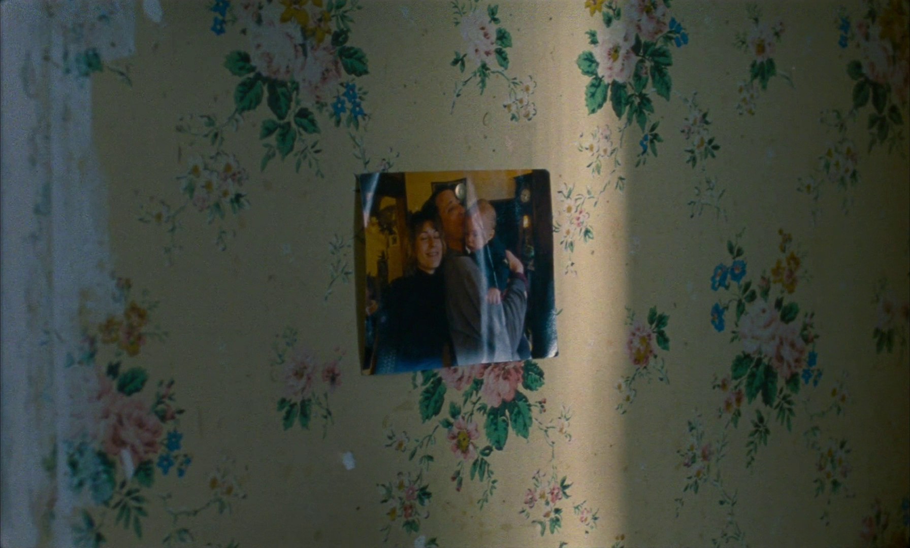 Astrakan (2023) —  shot,  lighting