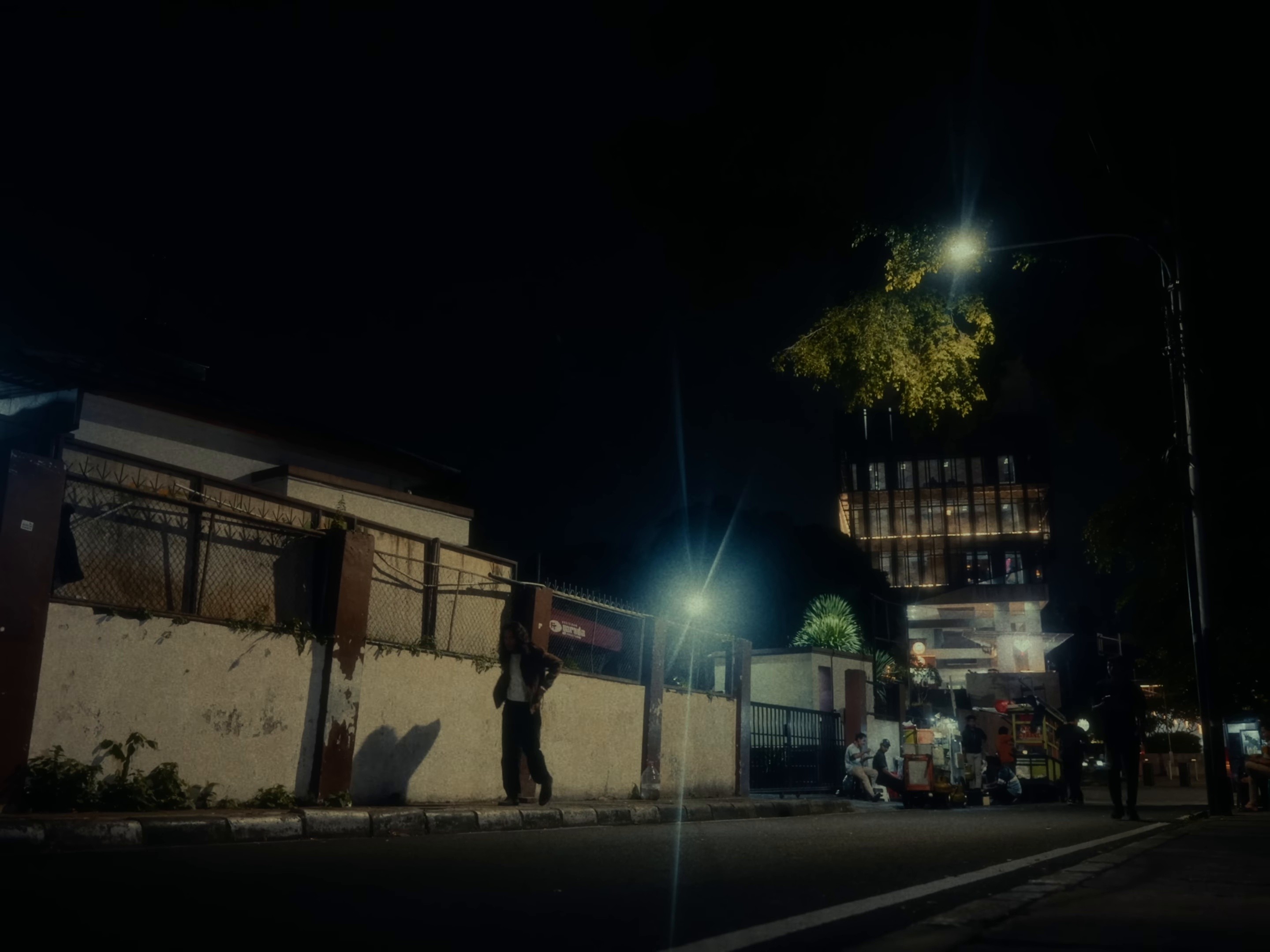 Setunggal (2025) —  shot,  lighting