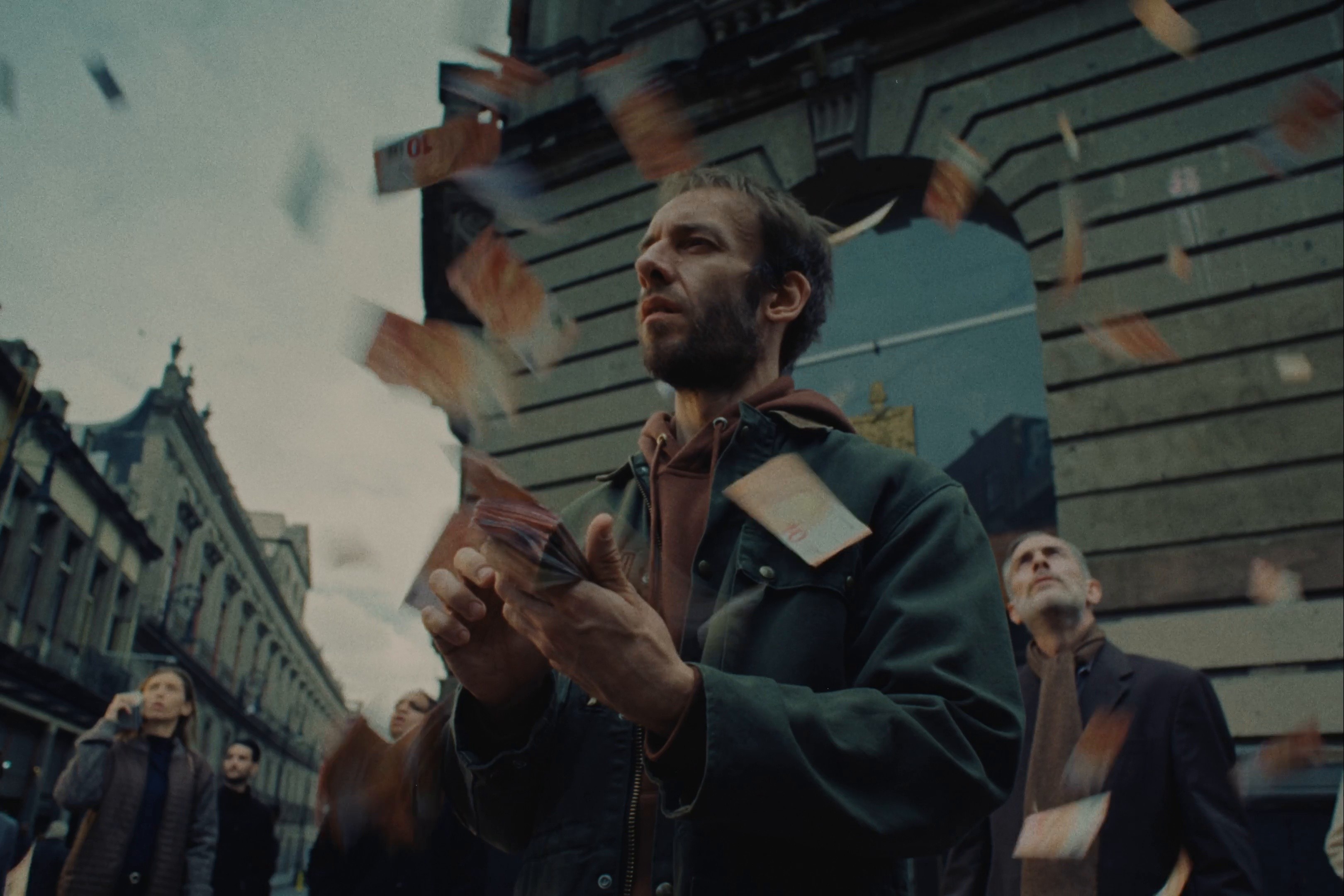 o2 - Moneyphone (2025) —  shot,  lighting