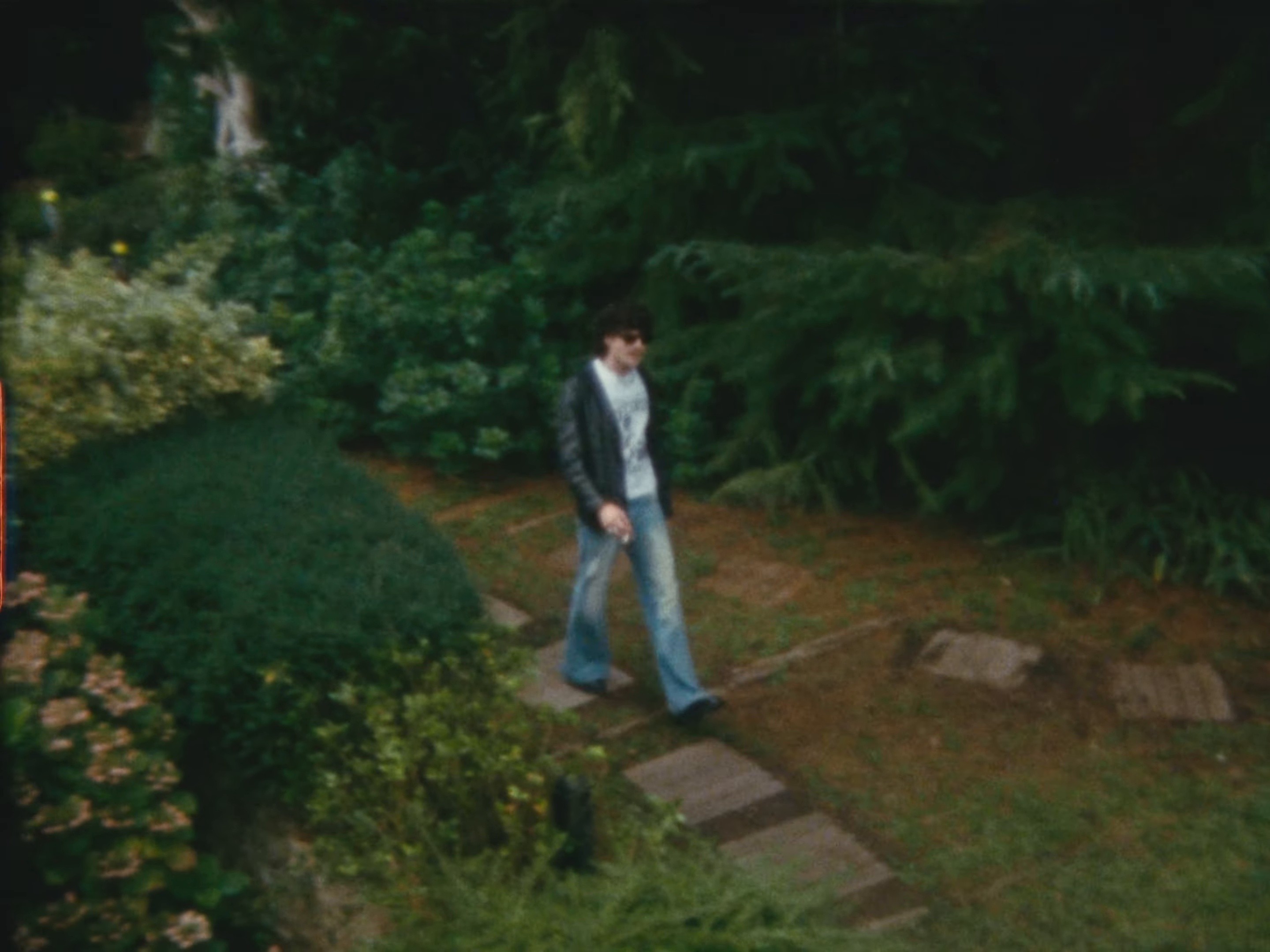 Yeux Mouillés (2024) —  shot,  lighting