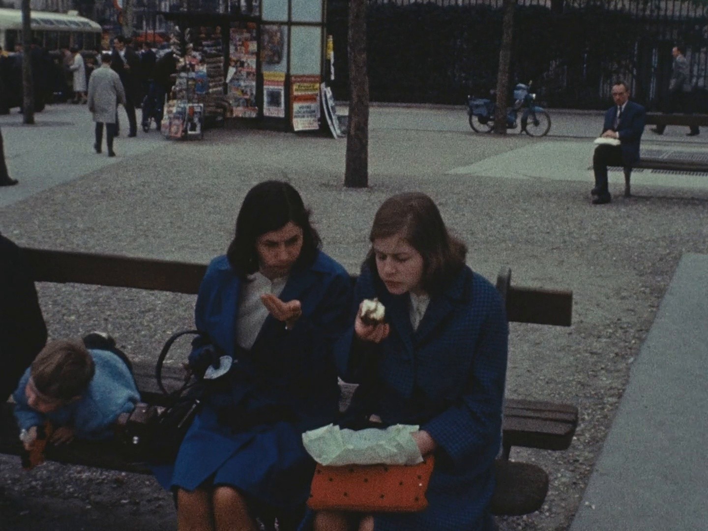 Six in Paris (1965) —  shot,  lighting