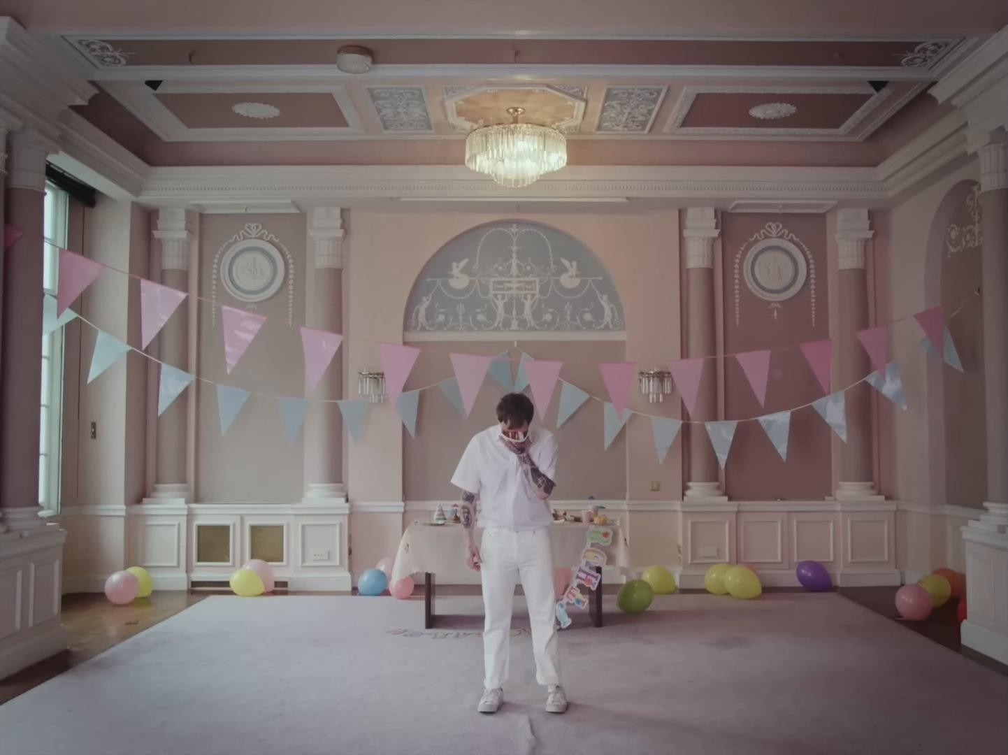 COLOSSUS (2018) —  shot,  lighting