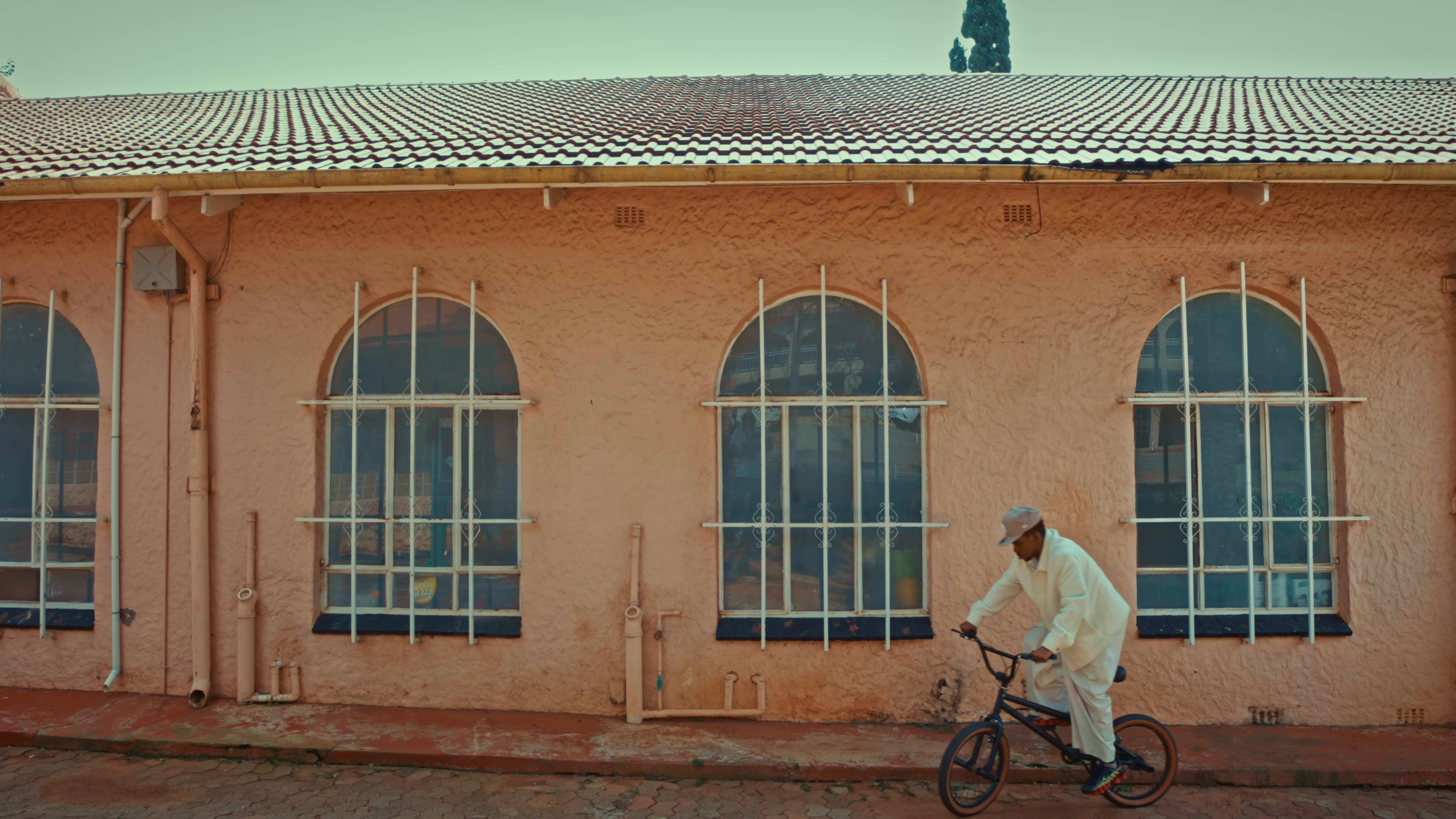 IT AIN'T SO (2025) —  shot,  lighting