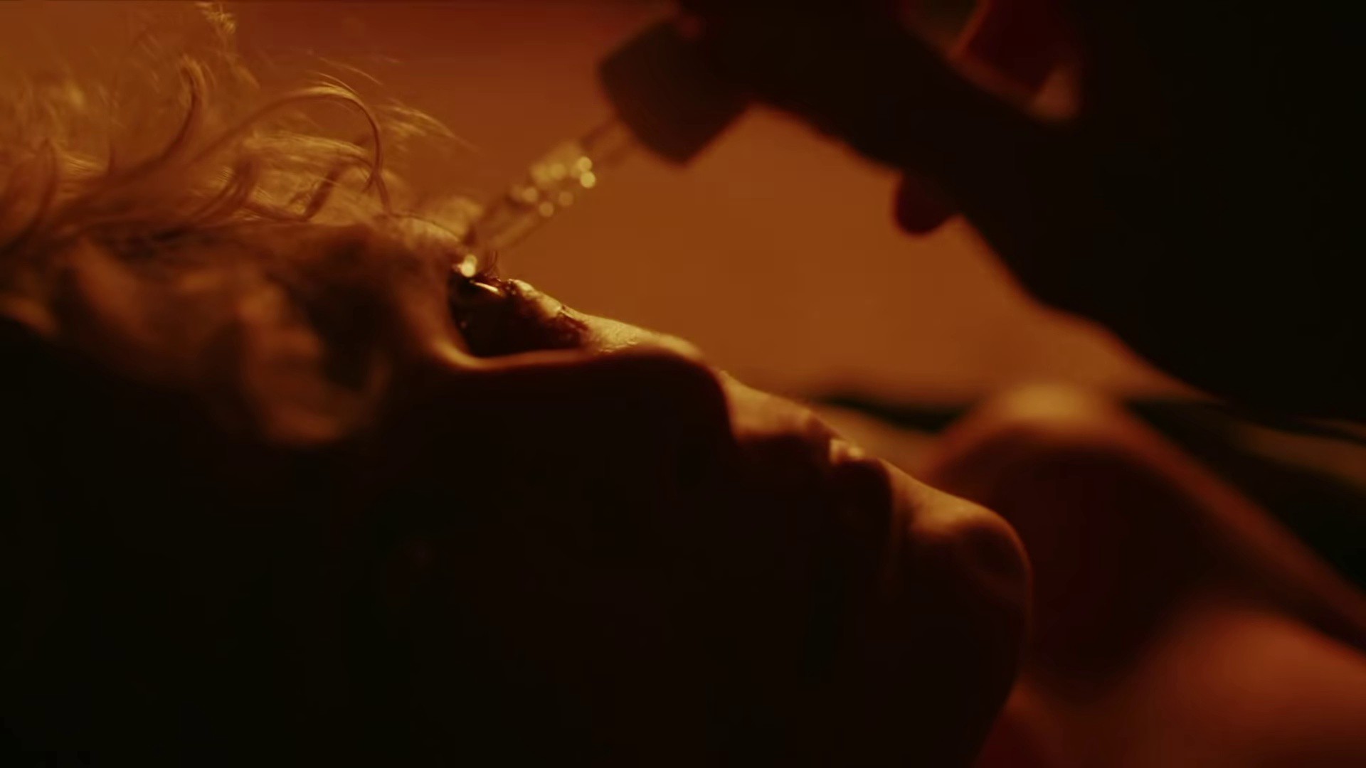 Neo Surf  (2021) —  shot,  lighting