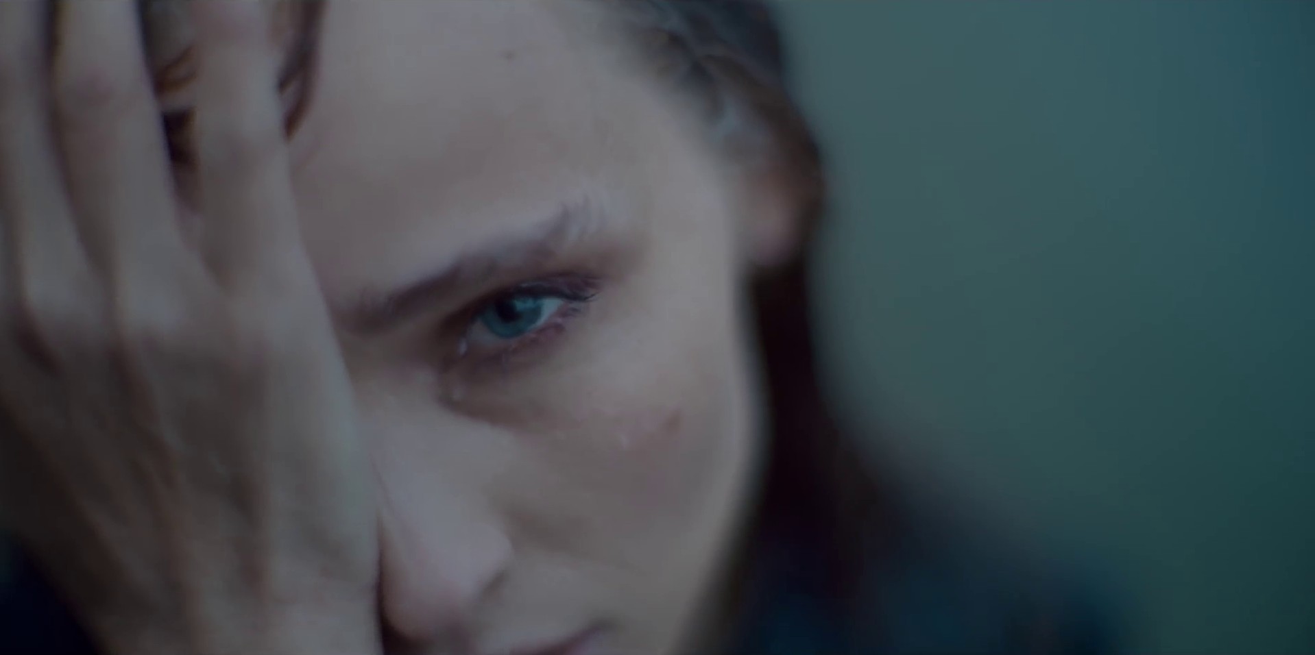 Loom (2020) —  shot,  lighting