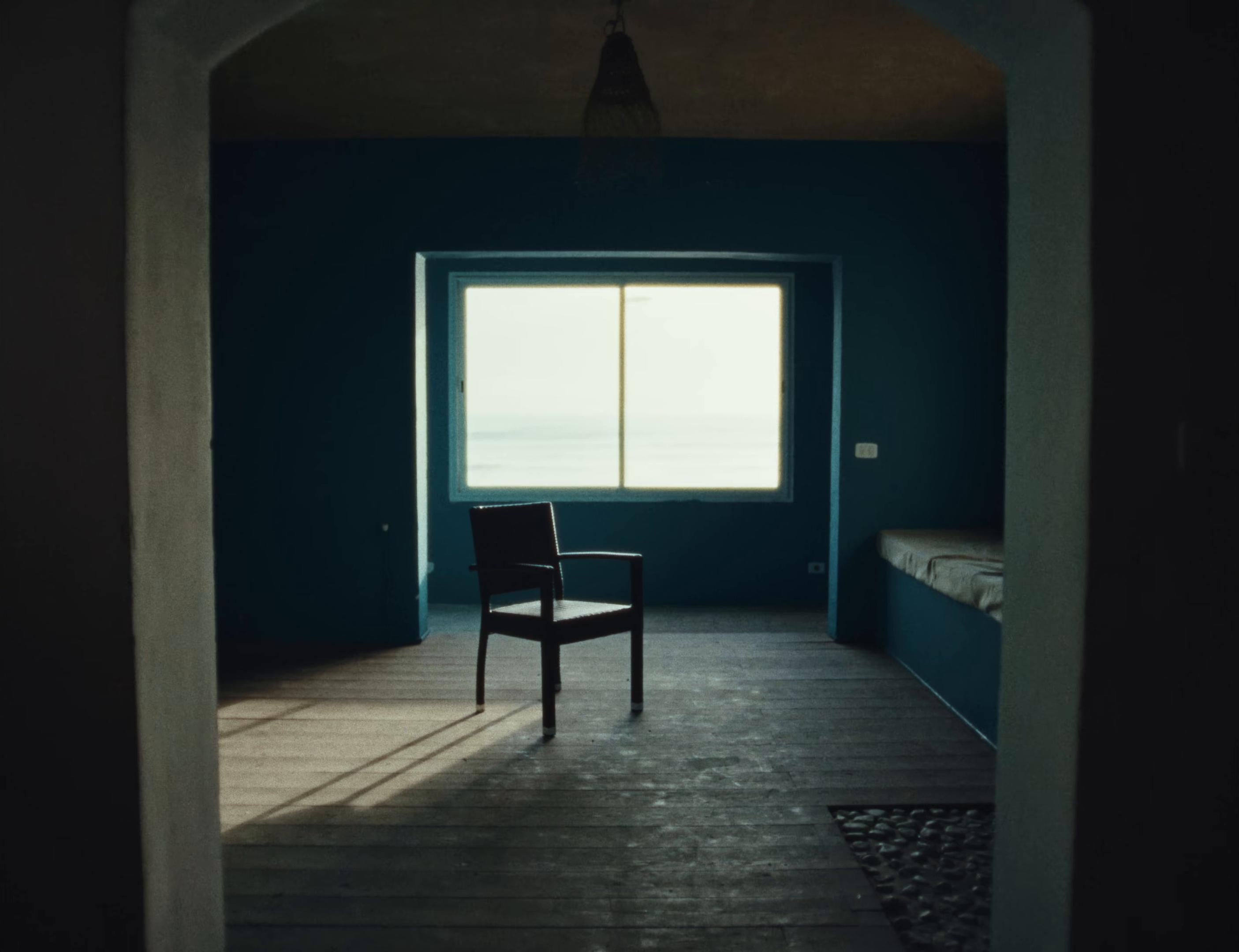 Paradis (2024) —  shot,  lighting