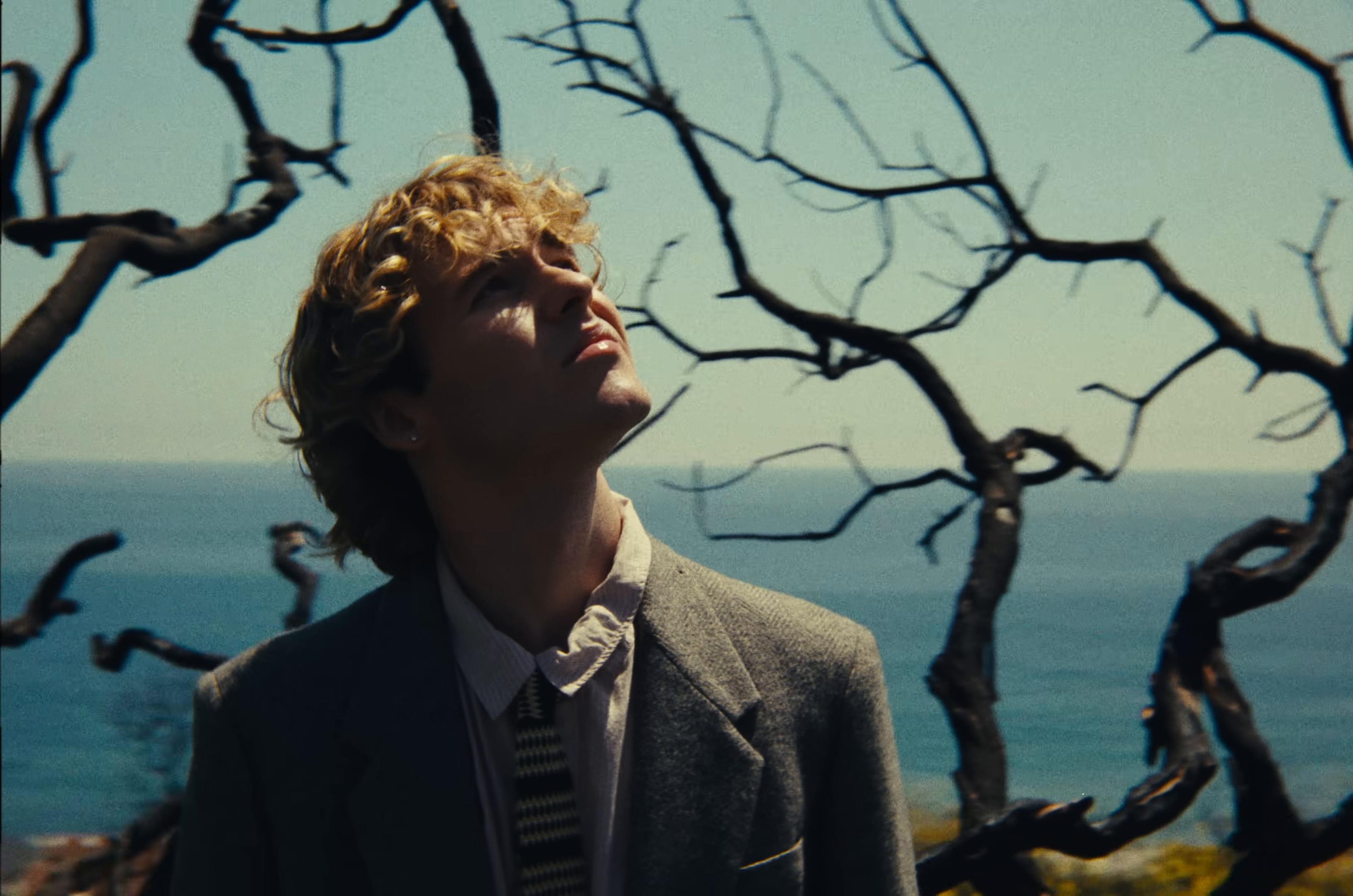 Dumb Sh*t (2025) —  shot,  lighting