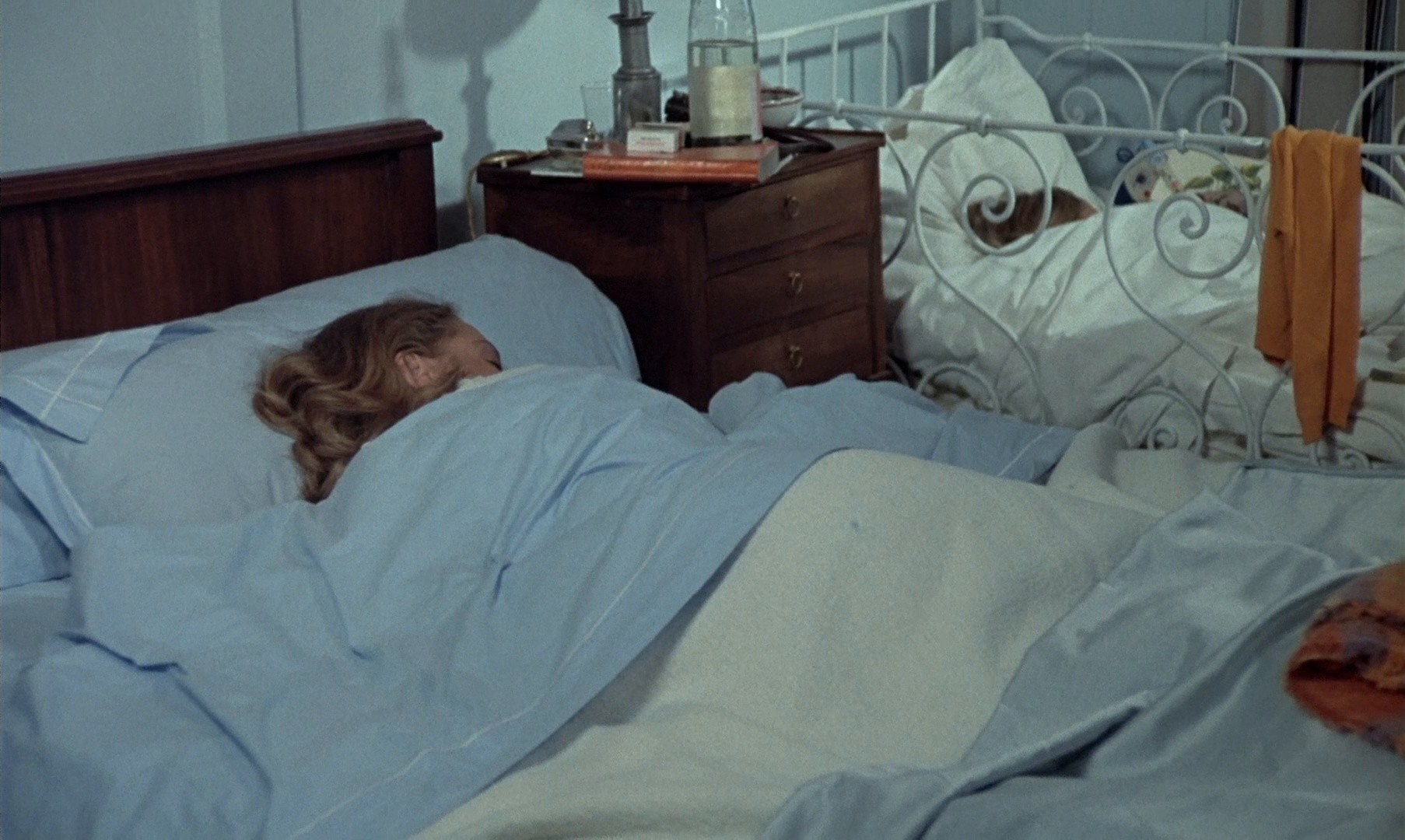Cesar & Rosalie (1972) —  shot,  lighting