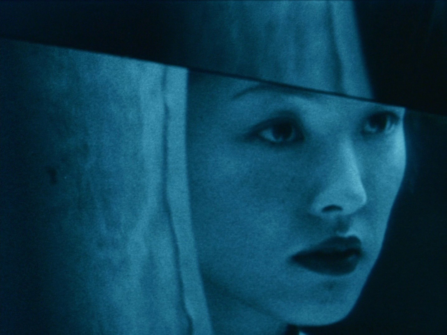 A Snake of June (2003) —  shot,  lighting