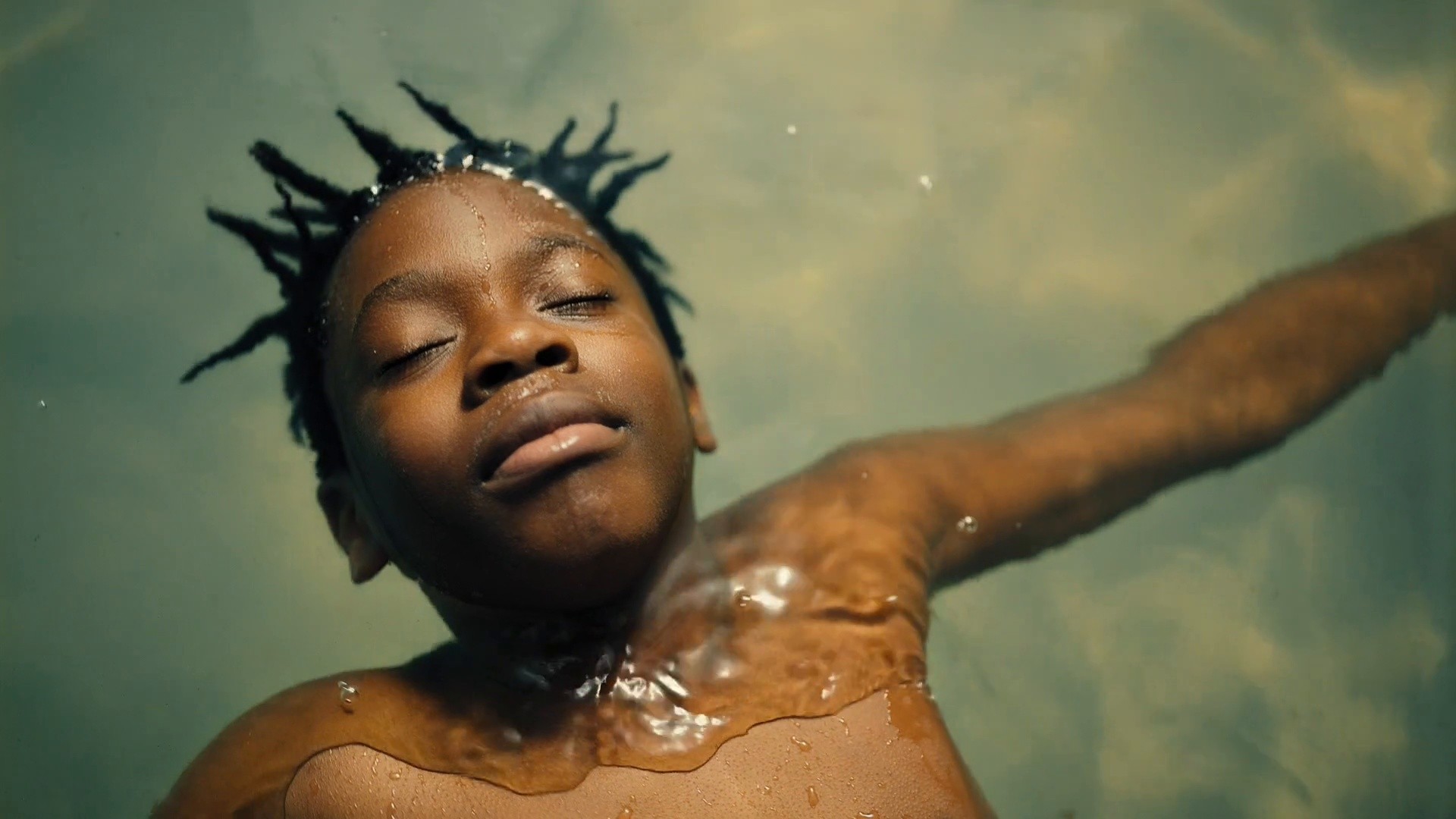 Expedia "Wisdom & Obi" (2024) —  shot,  lighting