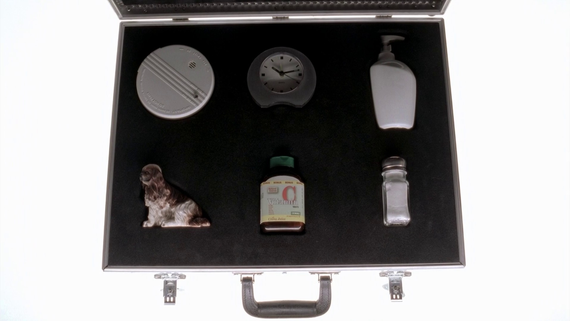 Cypher (2002) —  shot,  lighting