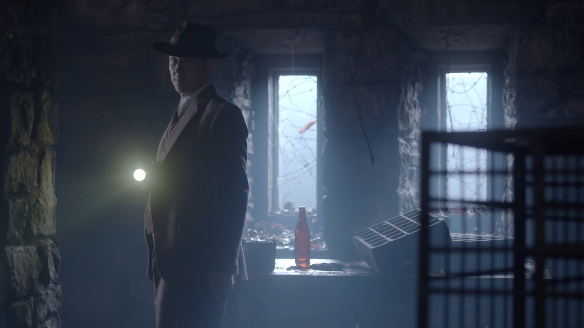 Sassenach (2014) —  shot,  lighting