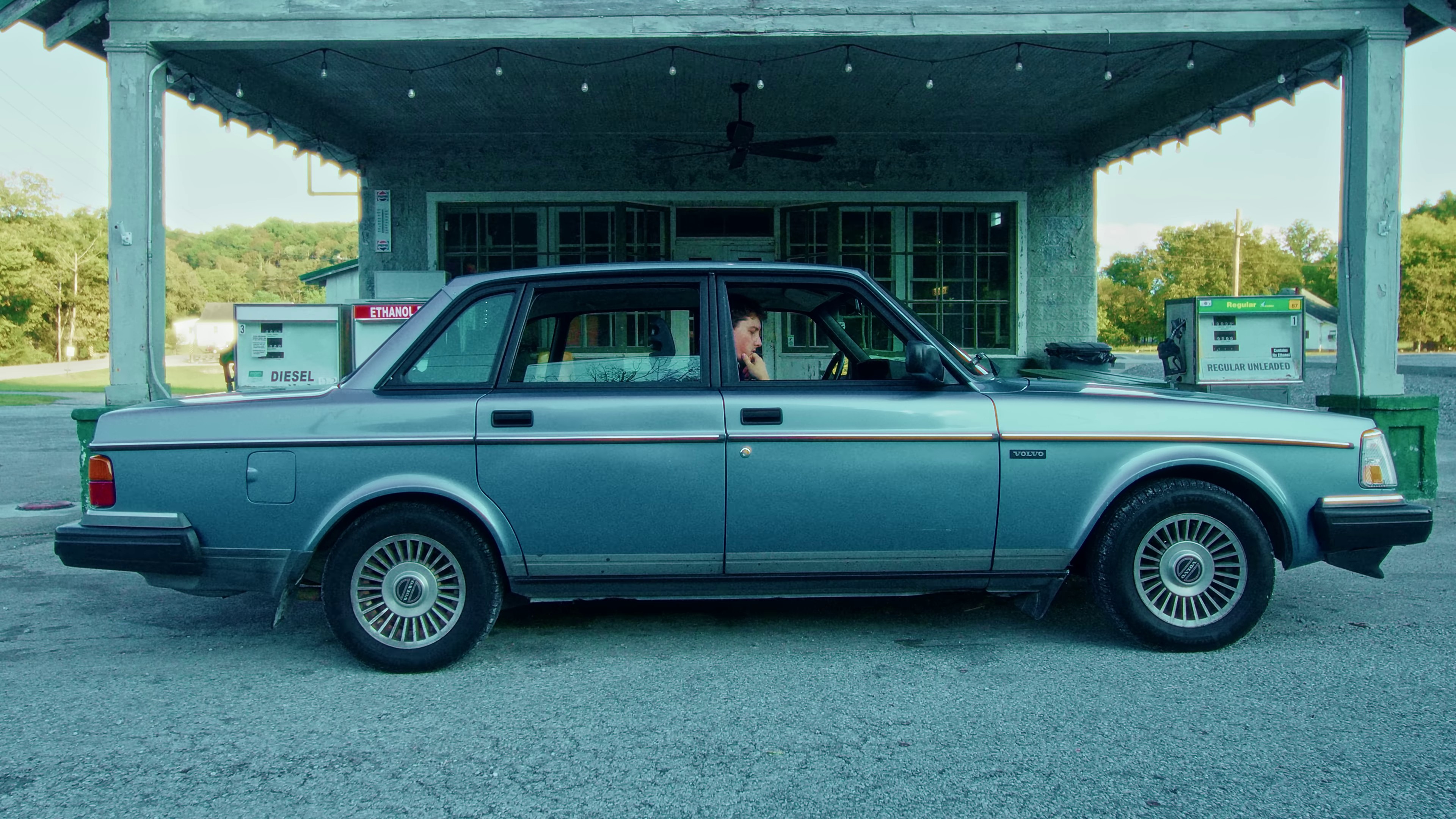 Pretty Boy (2023) —  shot,  lighting