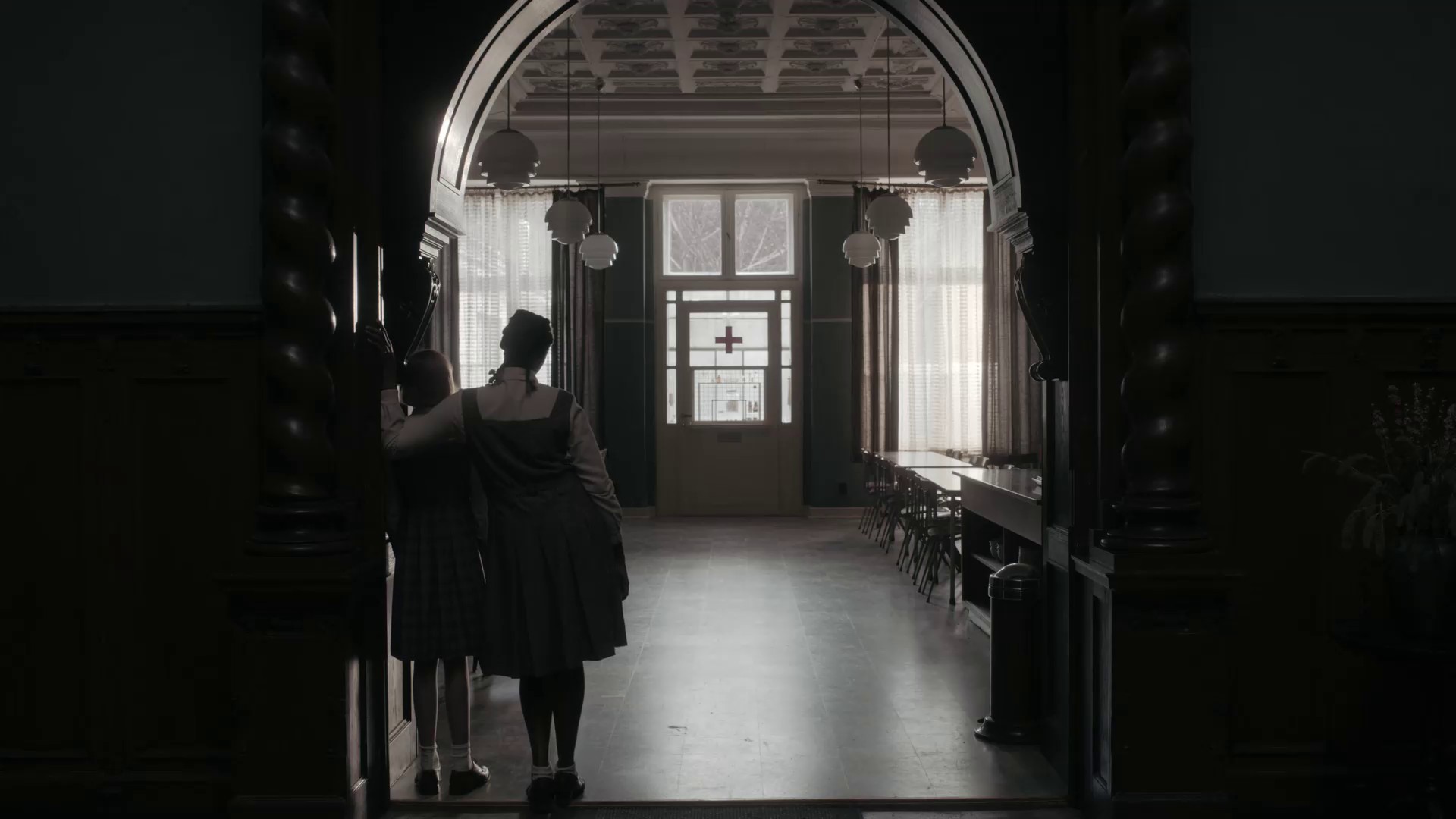 Exchanges (2020) —  shot,  lighting