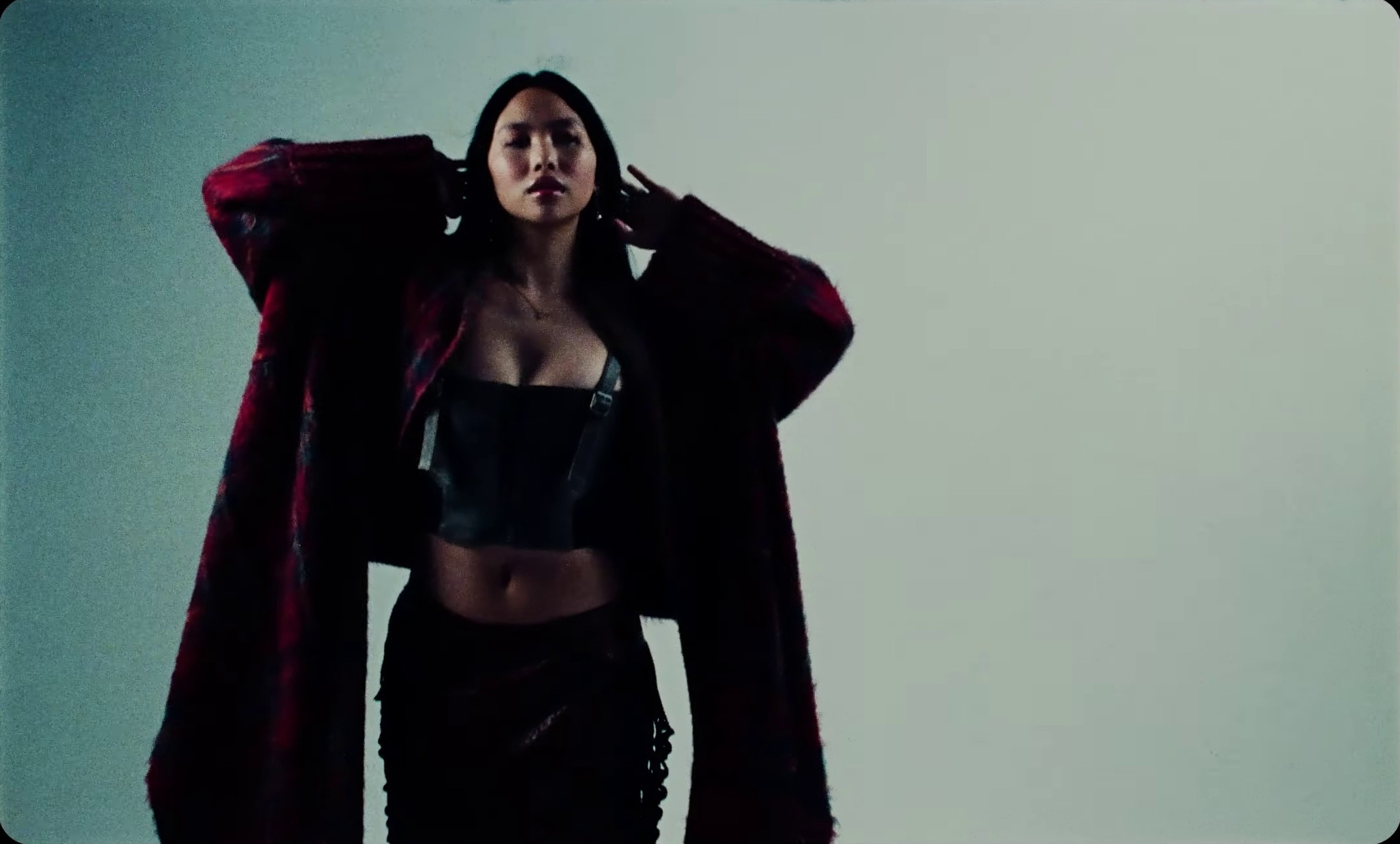 Crown Bounce (2024) —  shot,  lighting