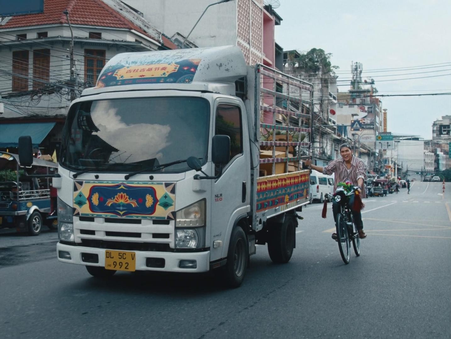 Wok Tok (2024) —  shot,  lighting