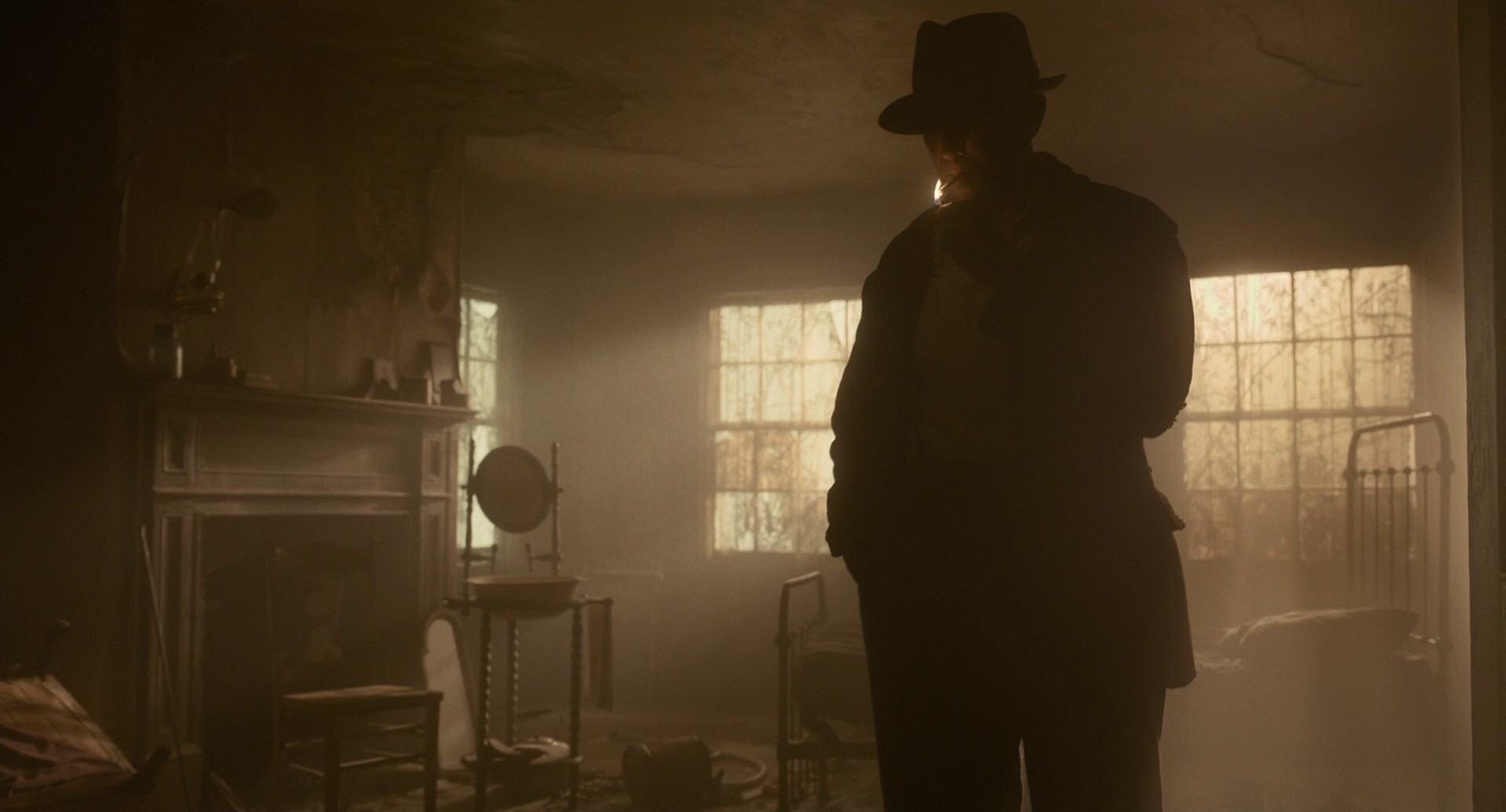 Nightmare Alley (2021) —  shot,  lighting