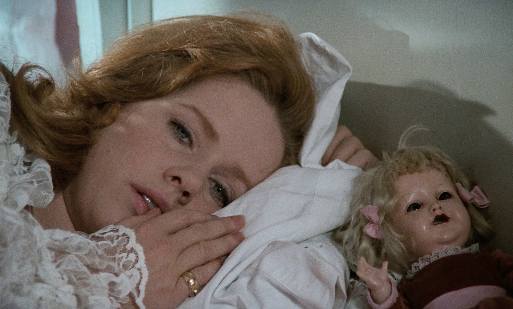 Cries & Whispers (1973) —  shot,  lighting