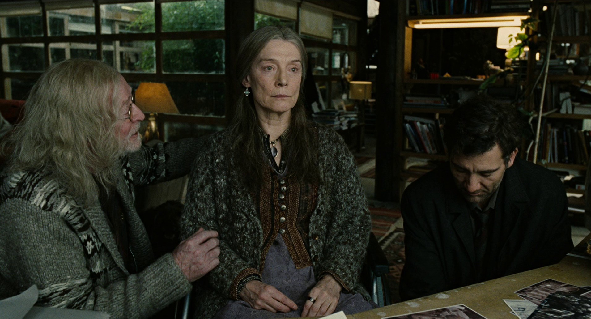 Children of Men (2006) —  shot,  lighting