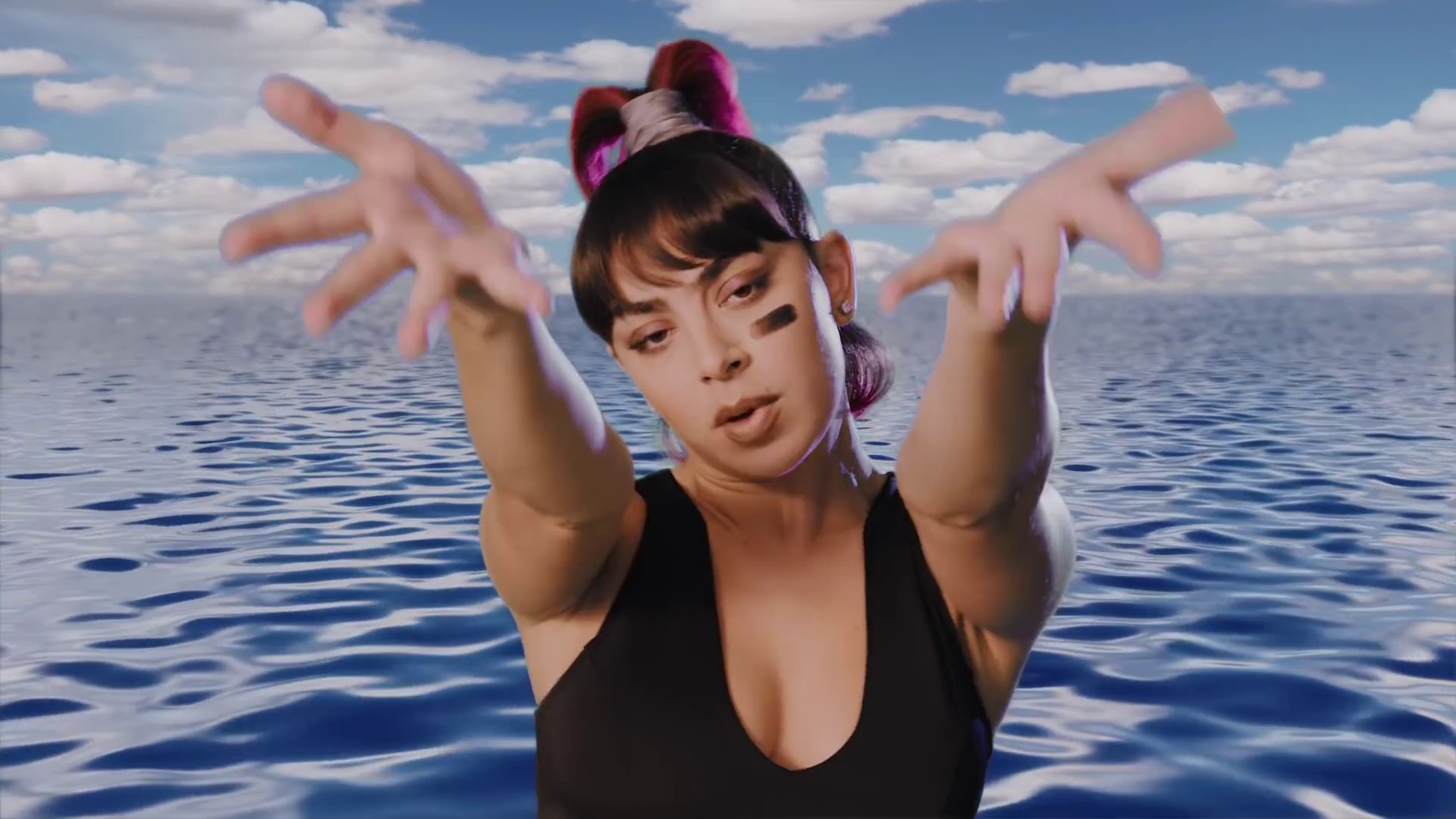 1999 (2018) —  shot,  lighting