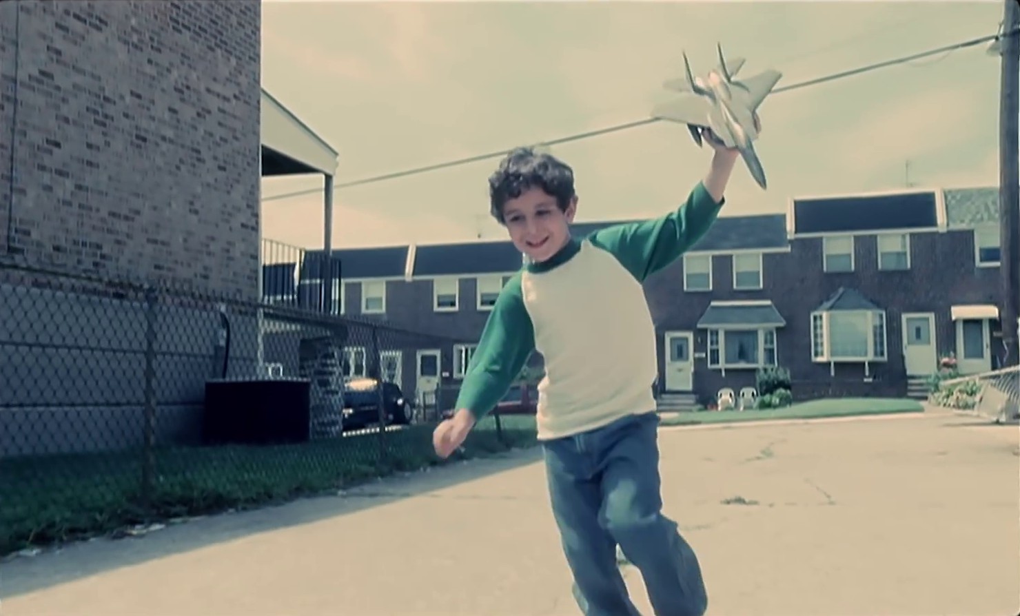 Doesn't Remind Me (2009) —  shot,  lighting