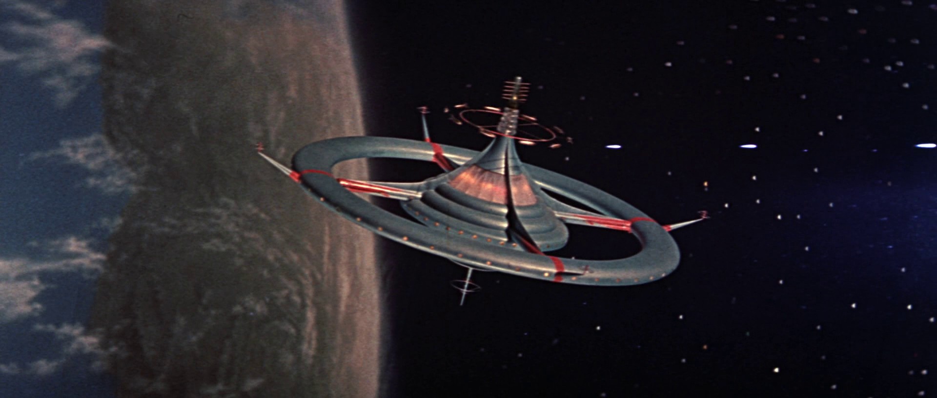  Battle in Outer Space (1959) —  shot,  lighting
