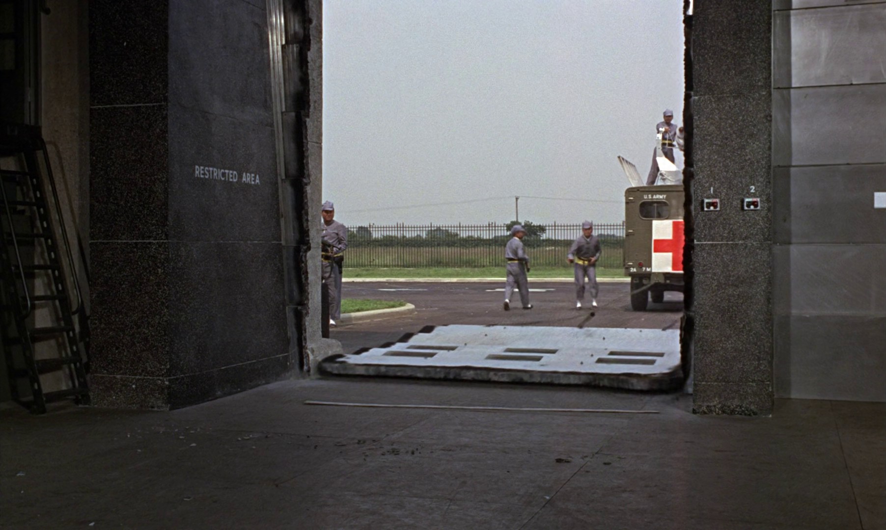 James Bond 007: Goldfinger (1964) —  shot,  lighting