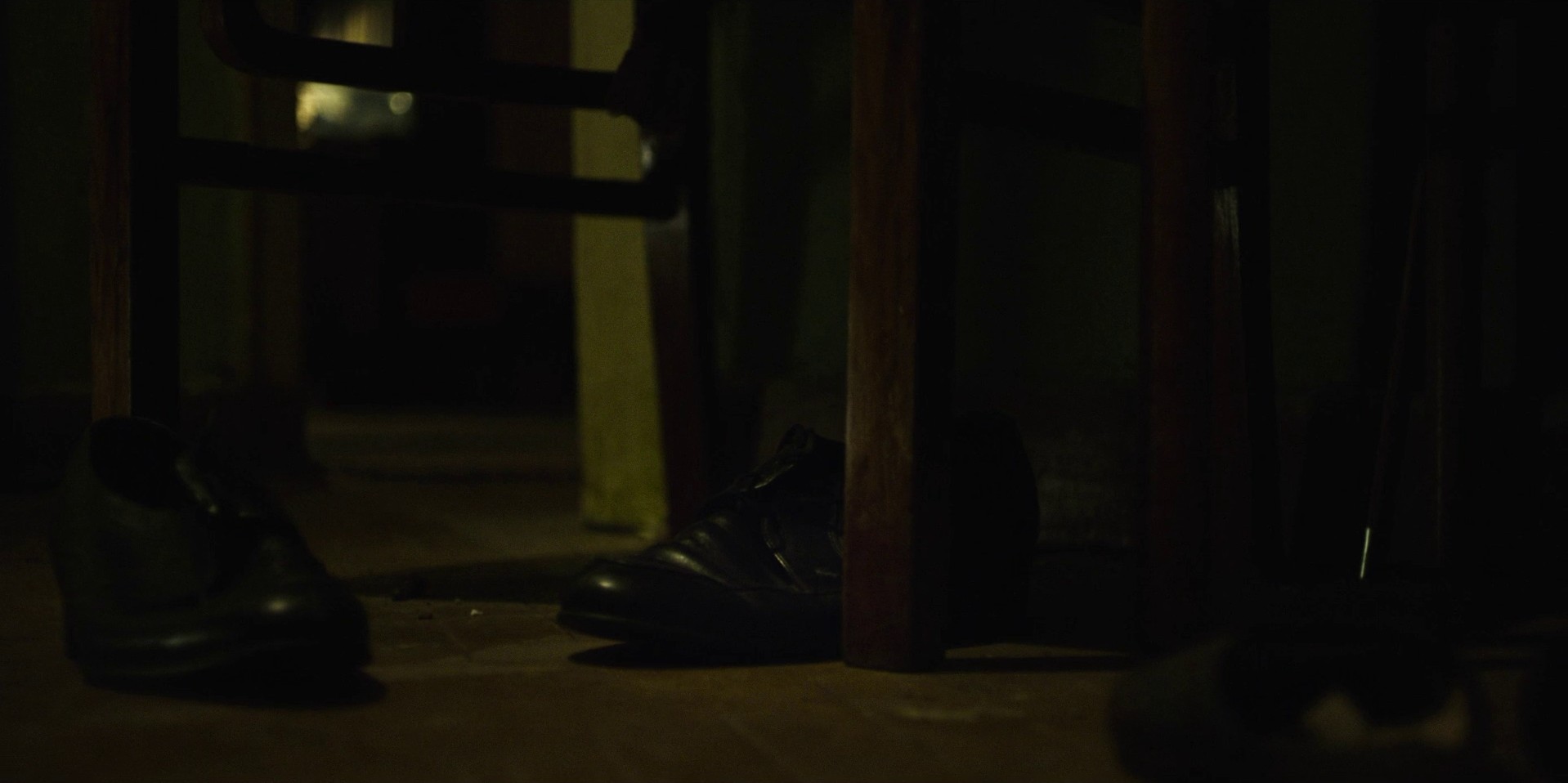 1:23:45 (2019) —  shot,  lighting