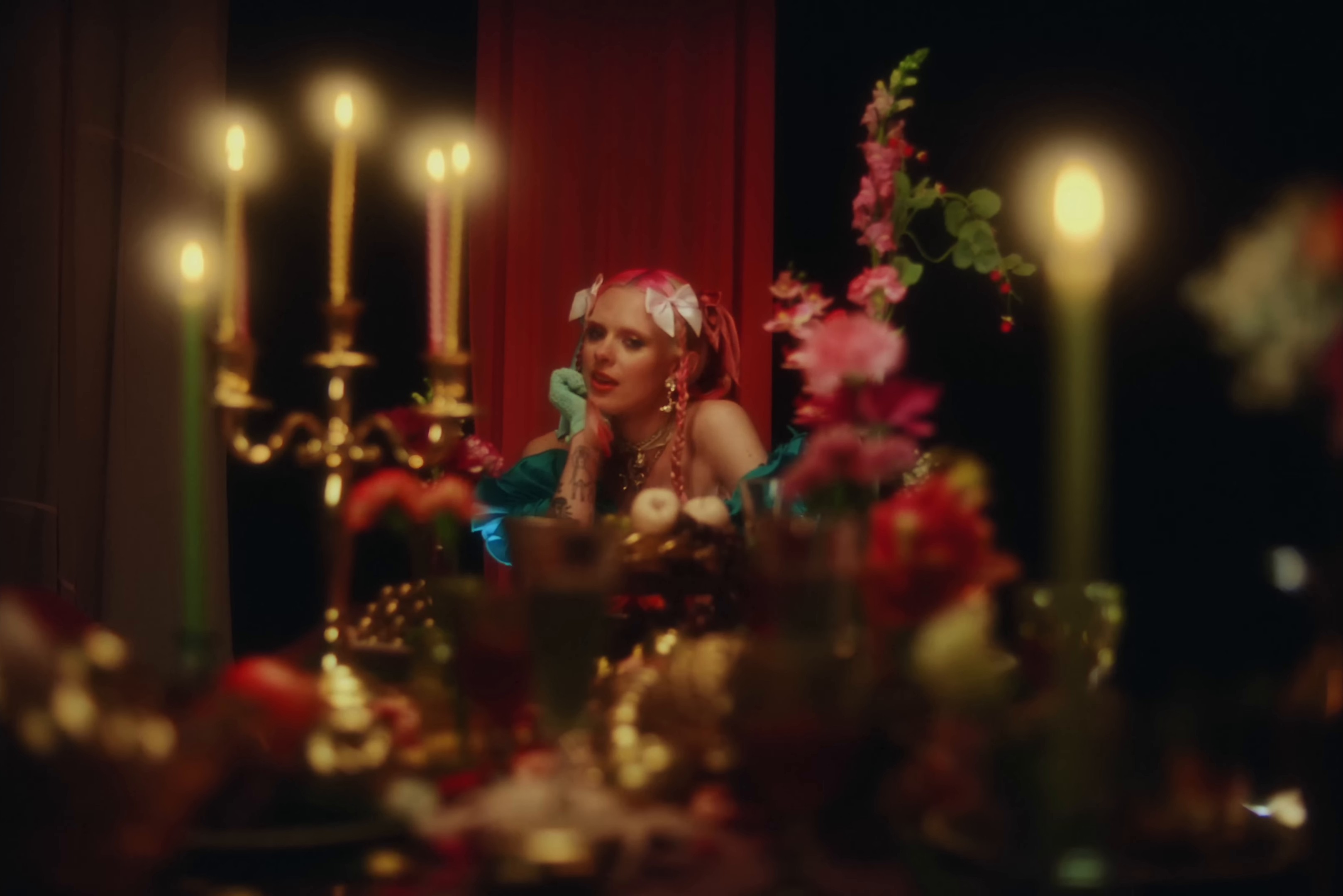 Feel My Feelings (2024) —  shot,  lighting