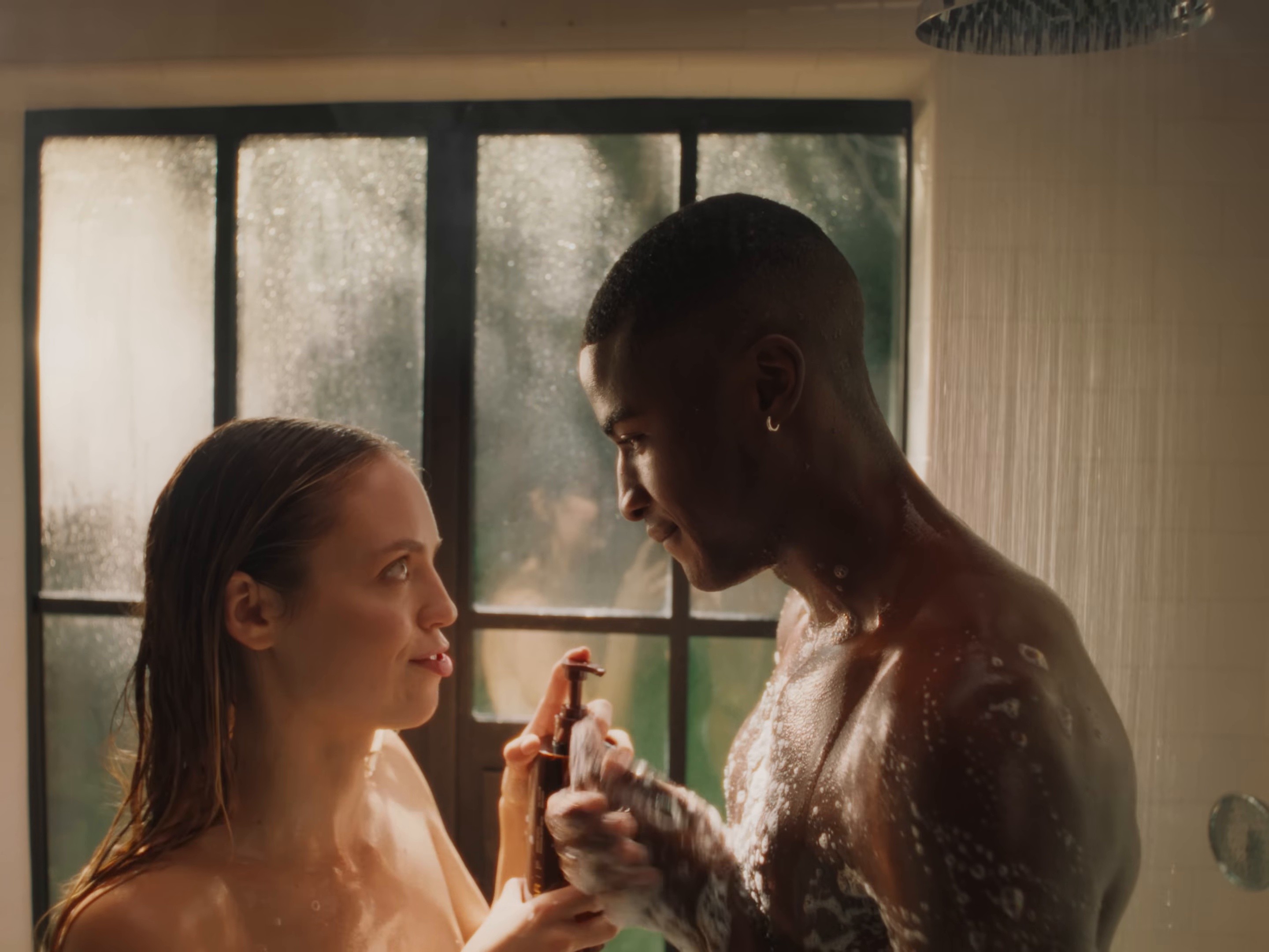 CYKLAR ⎹ Get In Touch With Your Body (2024) —  shot,  lighting