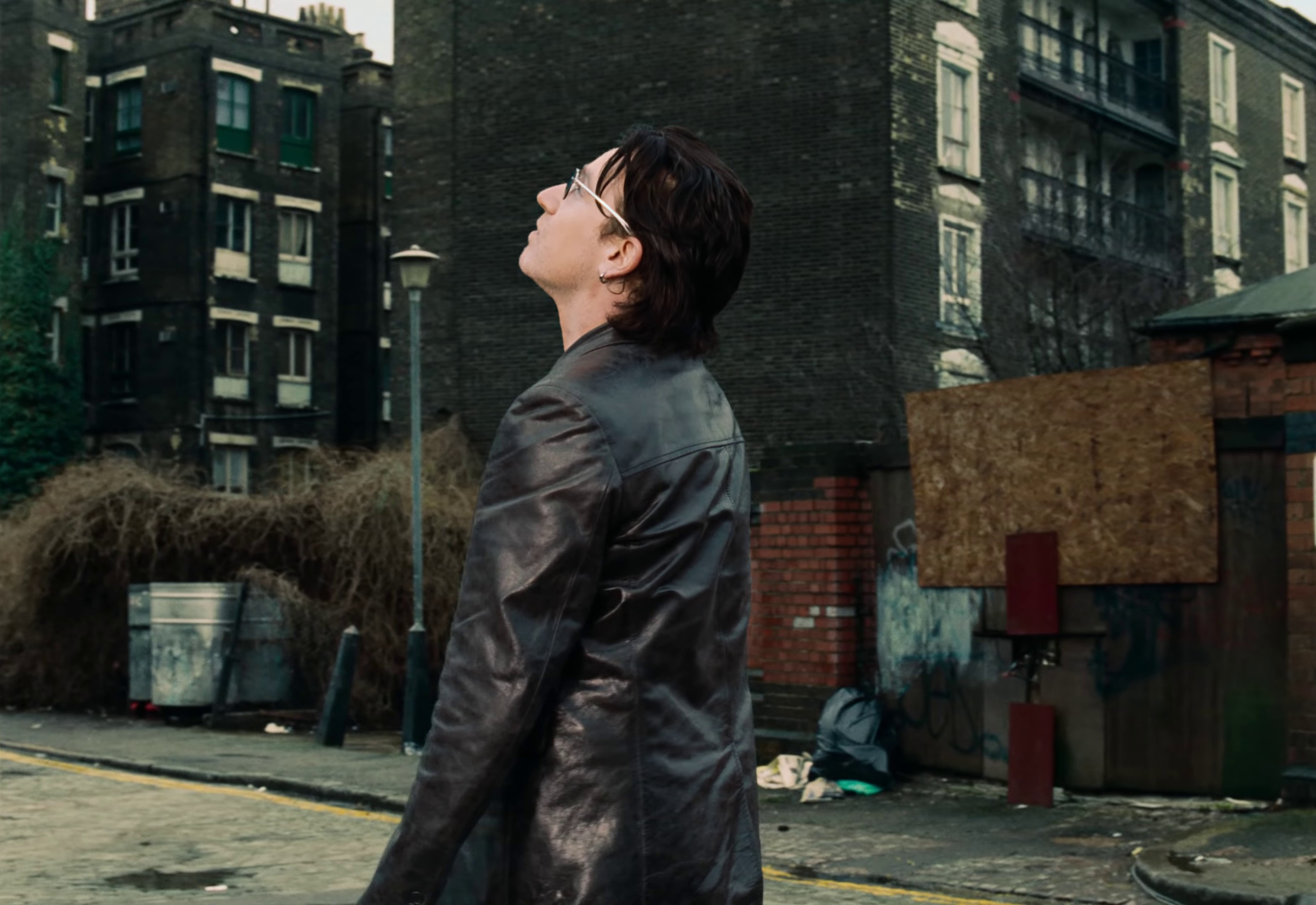 Walk On (Liz Friedlander Version) (2020) —  shot,  lighting