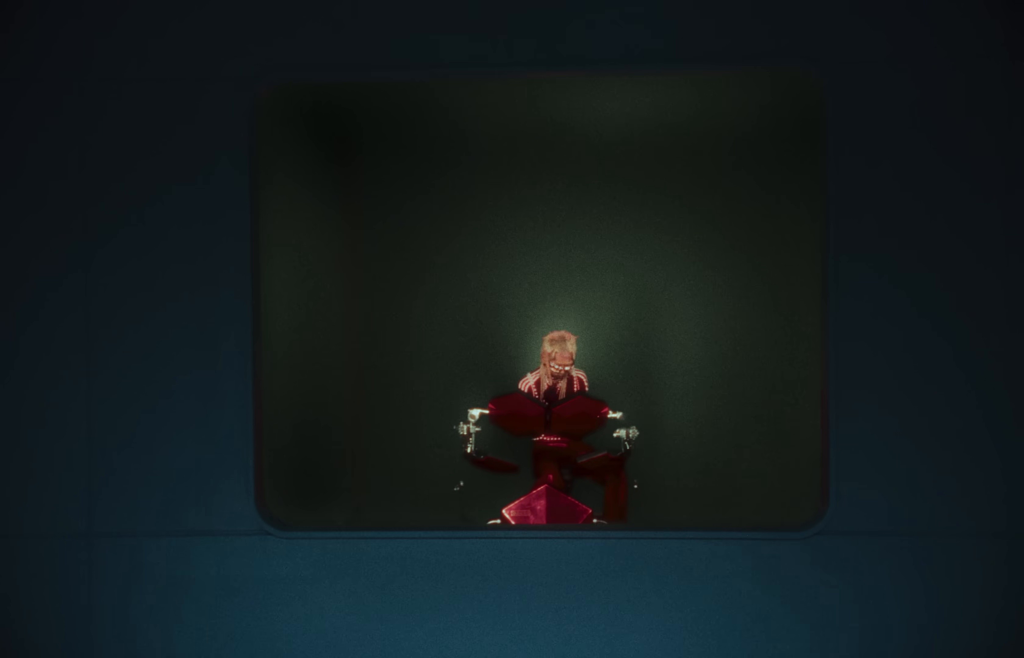 TWILIGHT!!! (2025) —  shot,  lighting