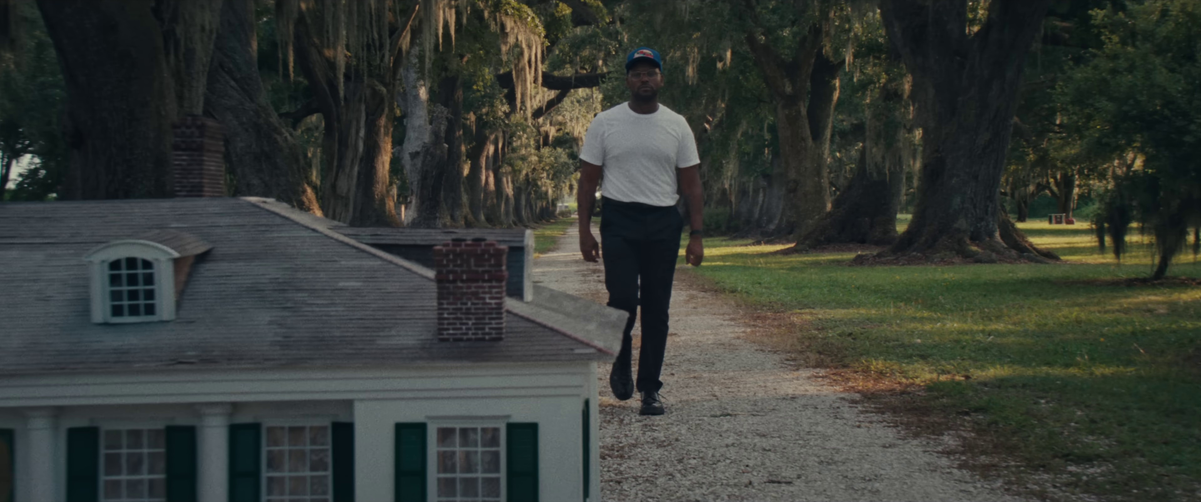 Yeern 101 (2024) —  shot,  lighting