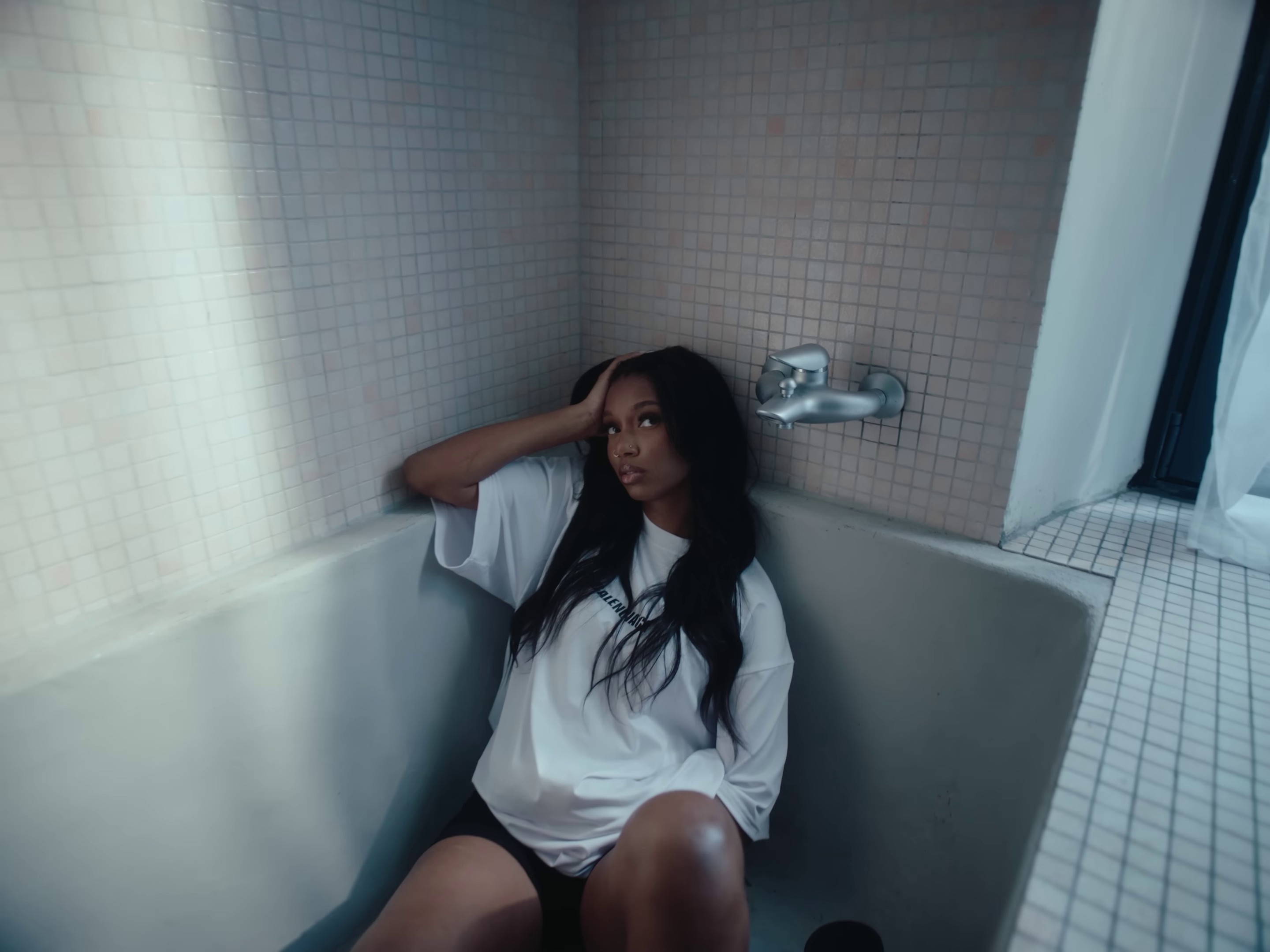 J'élimine (2022) —  shot,  lighting