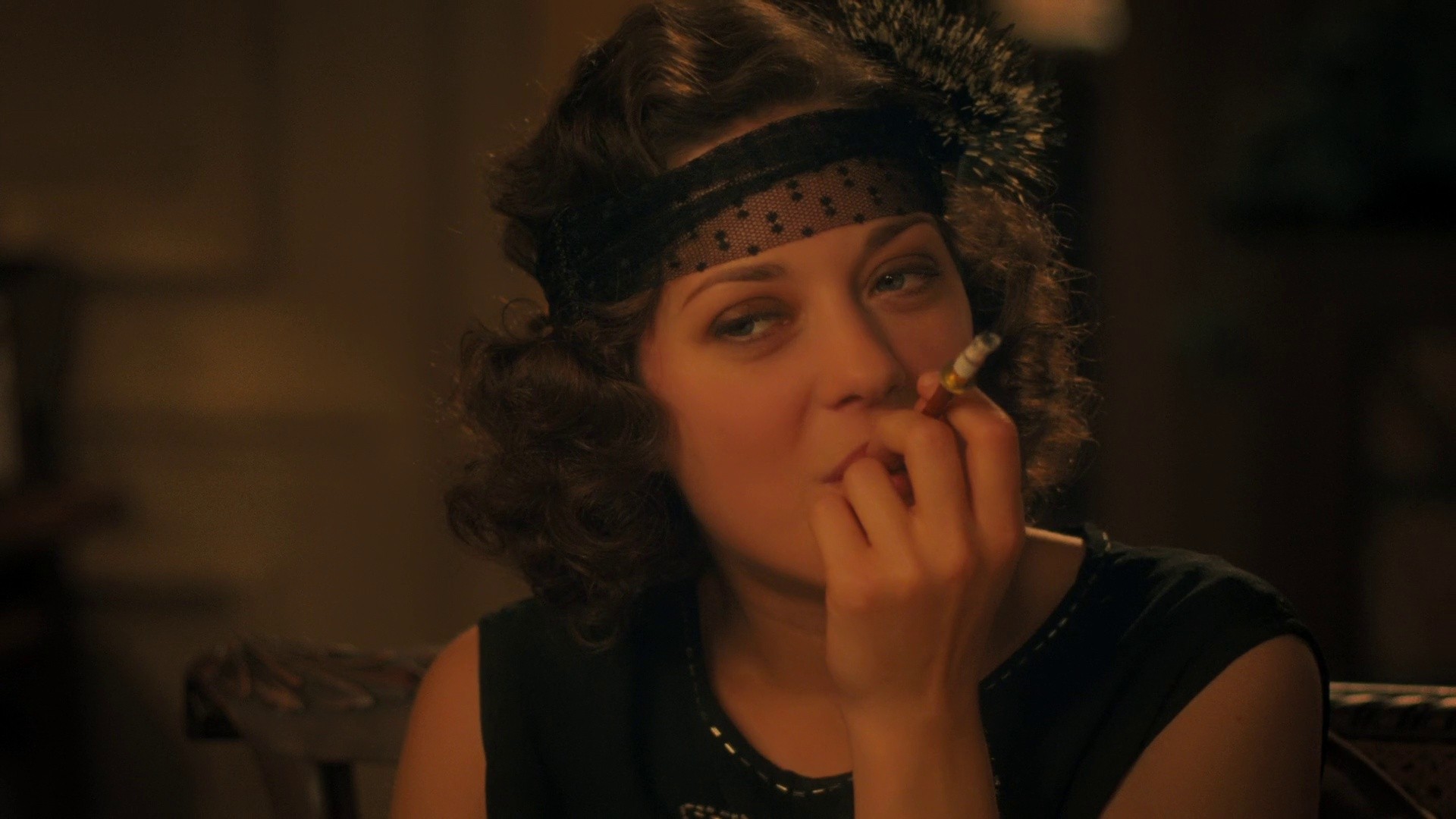 Midnight in Paris (2011) —  shot,  lighting