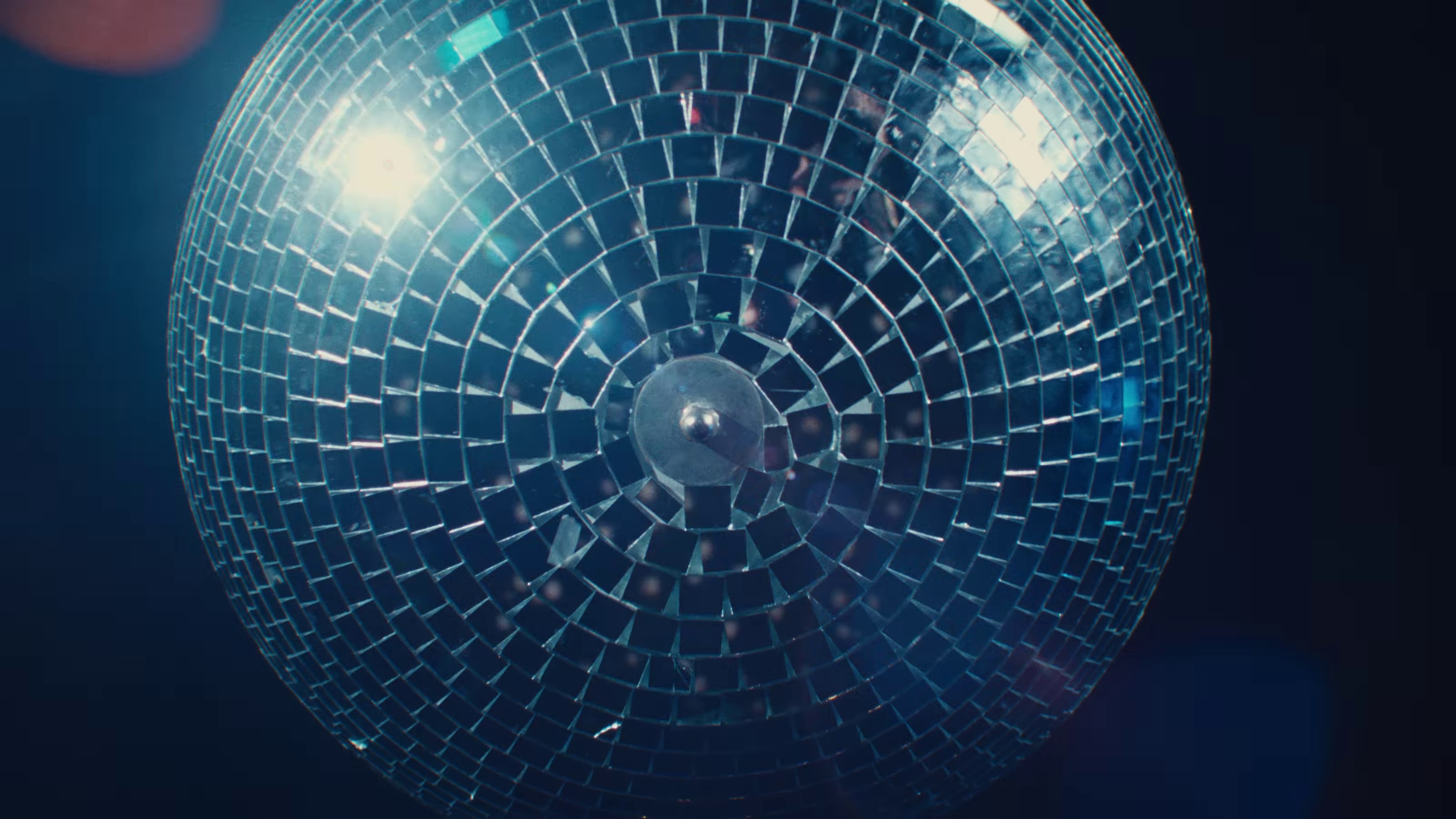 Love U Like That (2023) —  shot,  lighting