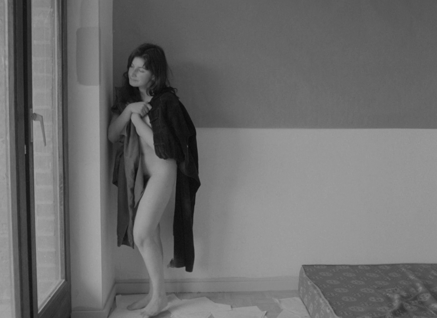 I, You, He, She (1984) —  shot,  lighting