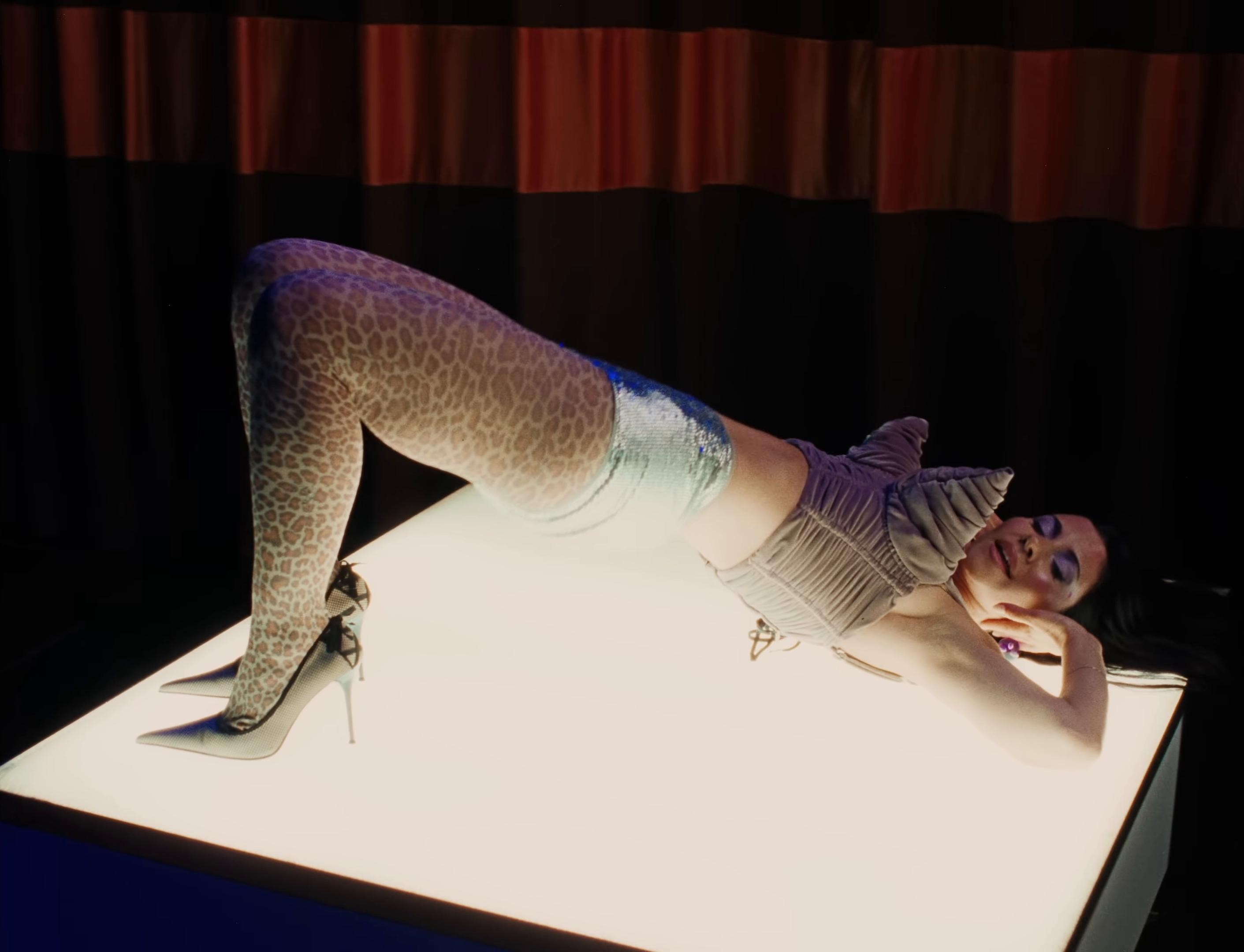 I ﹤3 YOU (2025) —  shot,  lighting