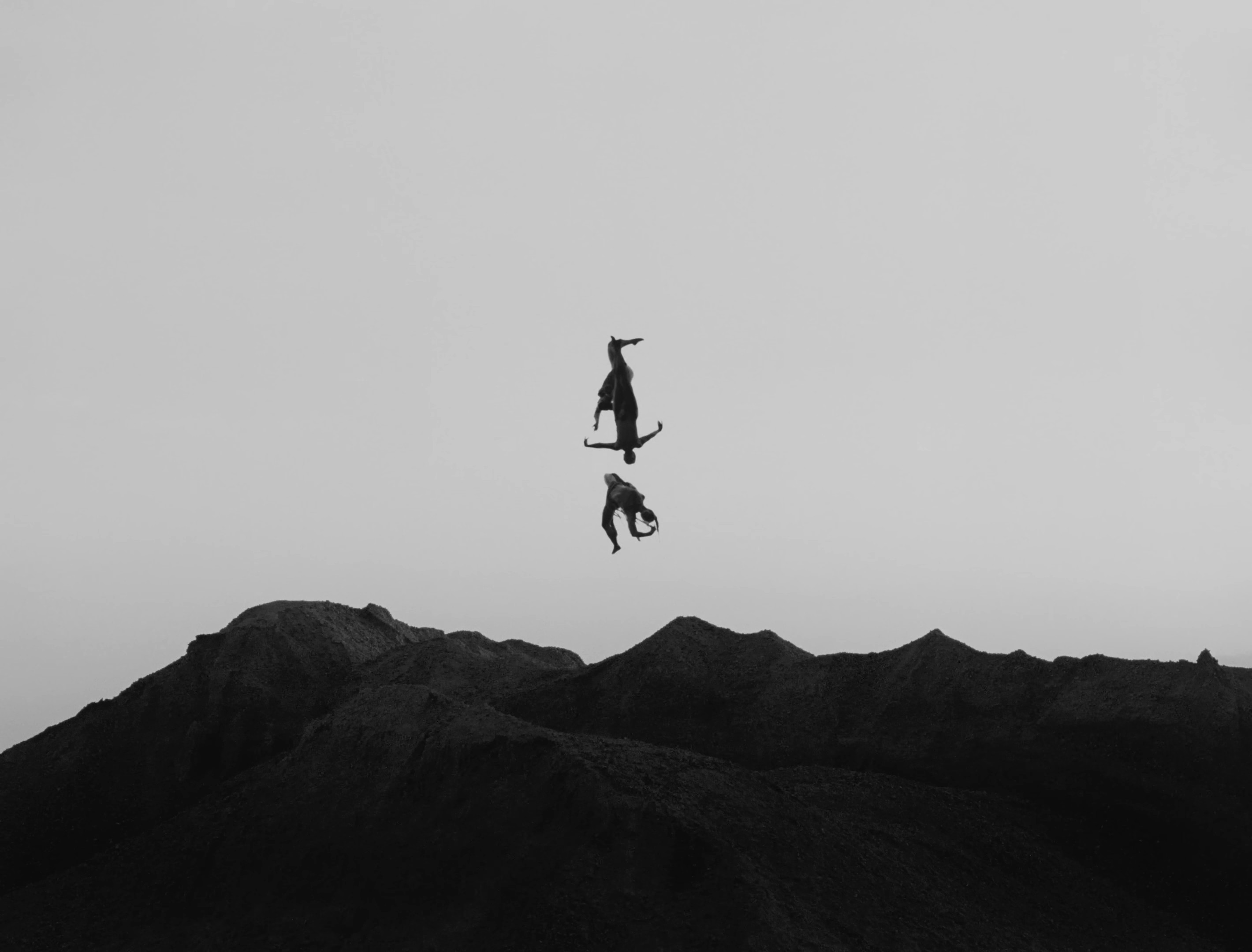 Say im ur luv (2022) —  shot,  lighting