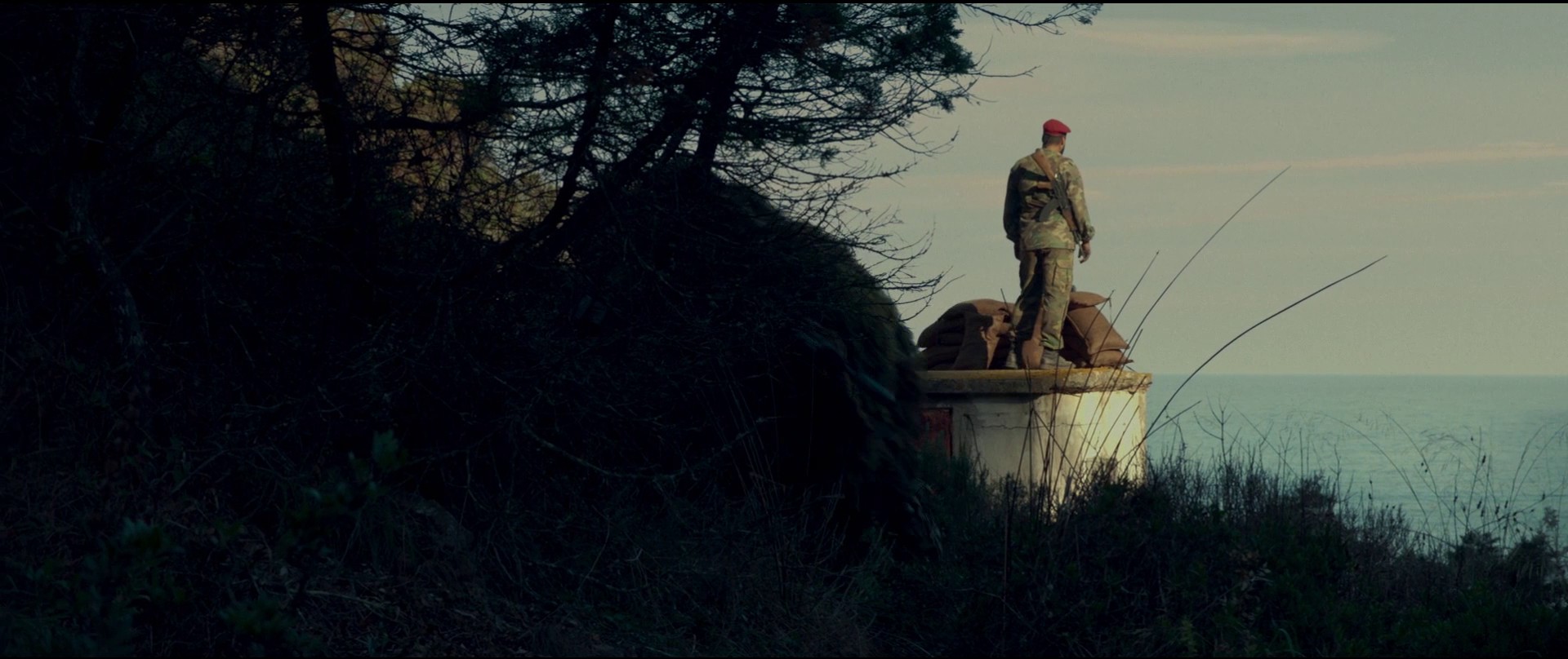 Le chant du loup (2019) —  shot,  lighting