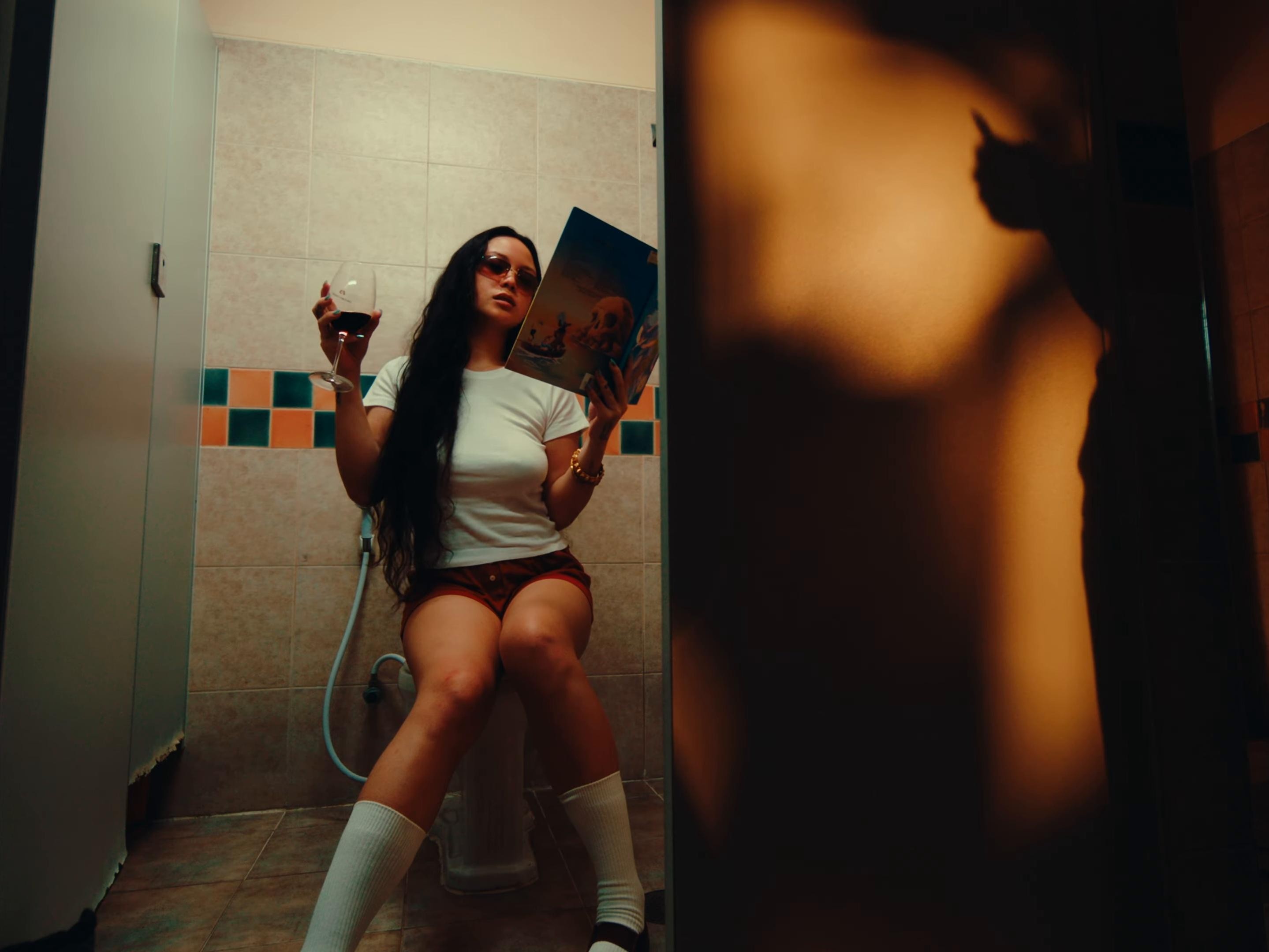 shine (2025) —  shot,  lighting