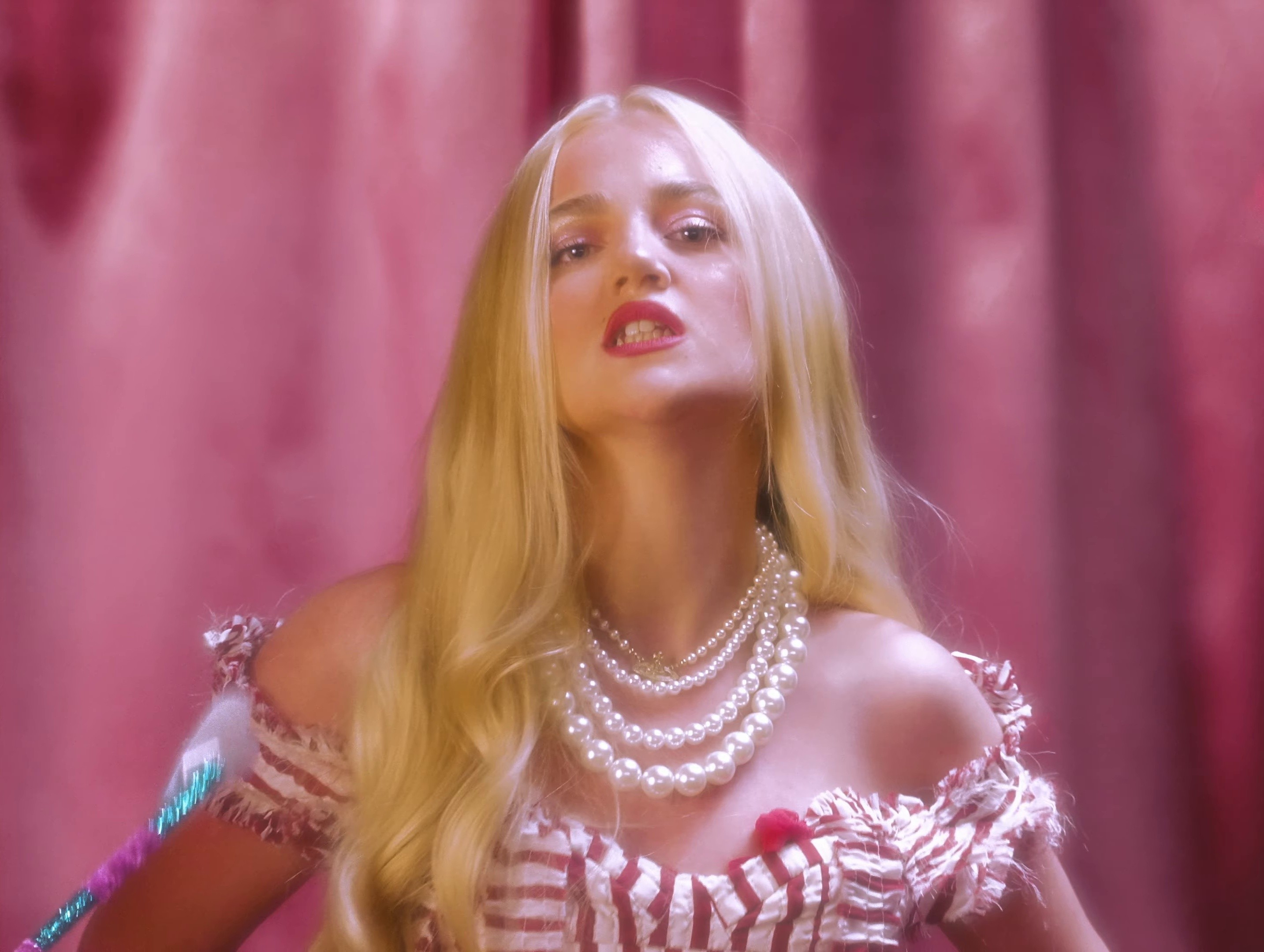 evil genius (2025) —  shot,  lighting