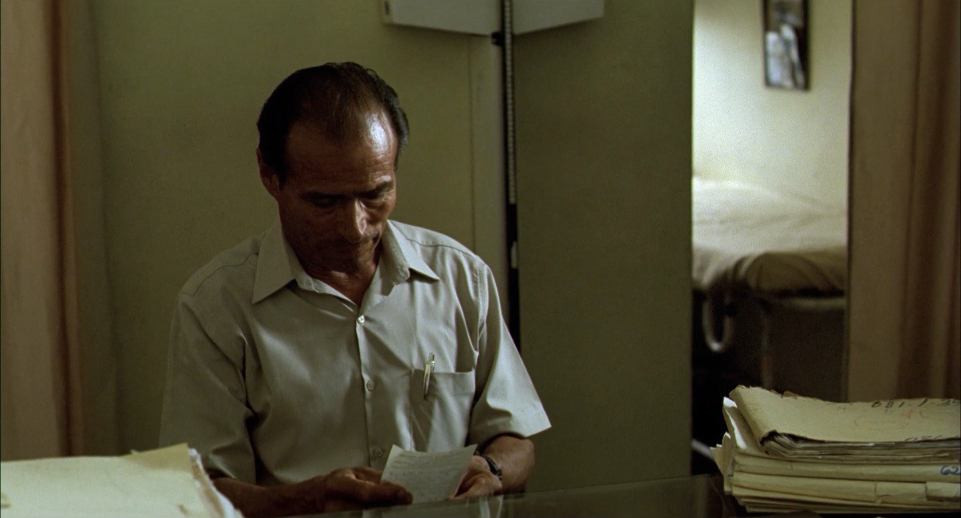 The Milk of Sorrow (2009) —  shot,  lighting