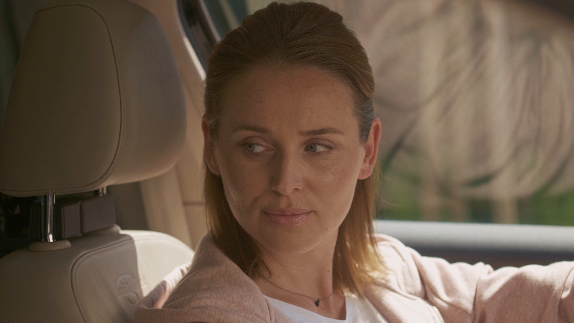 WP_PZU_10_Sekund_ma_znaczenie___Podroz_z_dzieckiem (2019) —  shot,  lighting