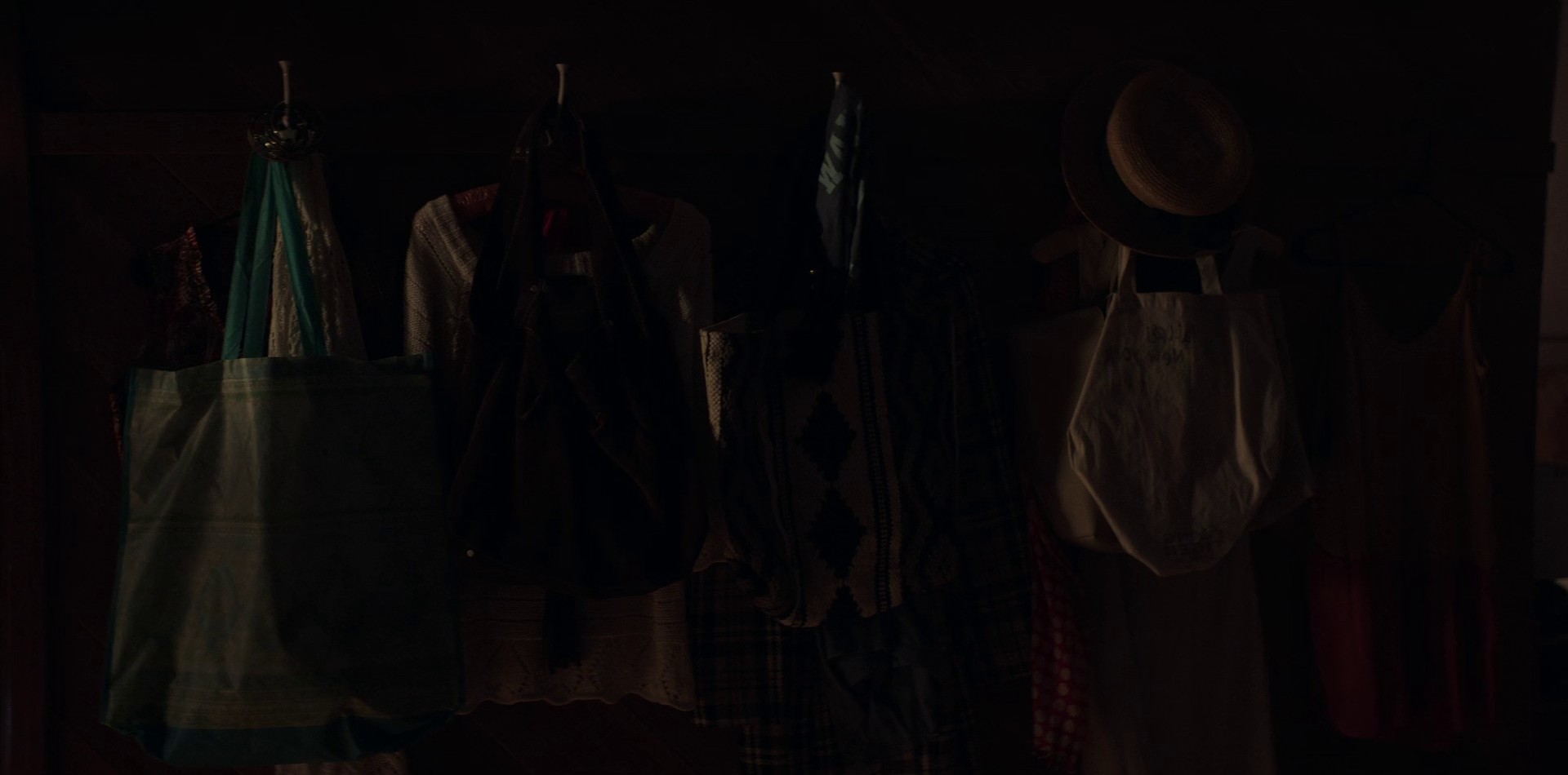 The Captain (2018) —  shot,  lighting