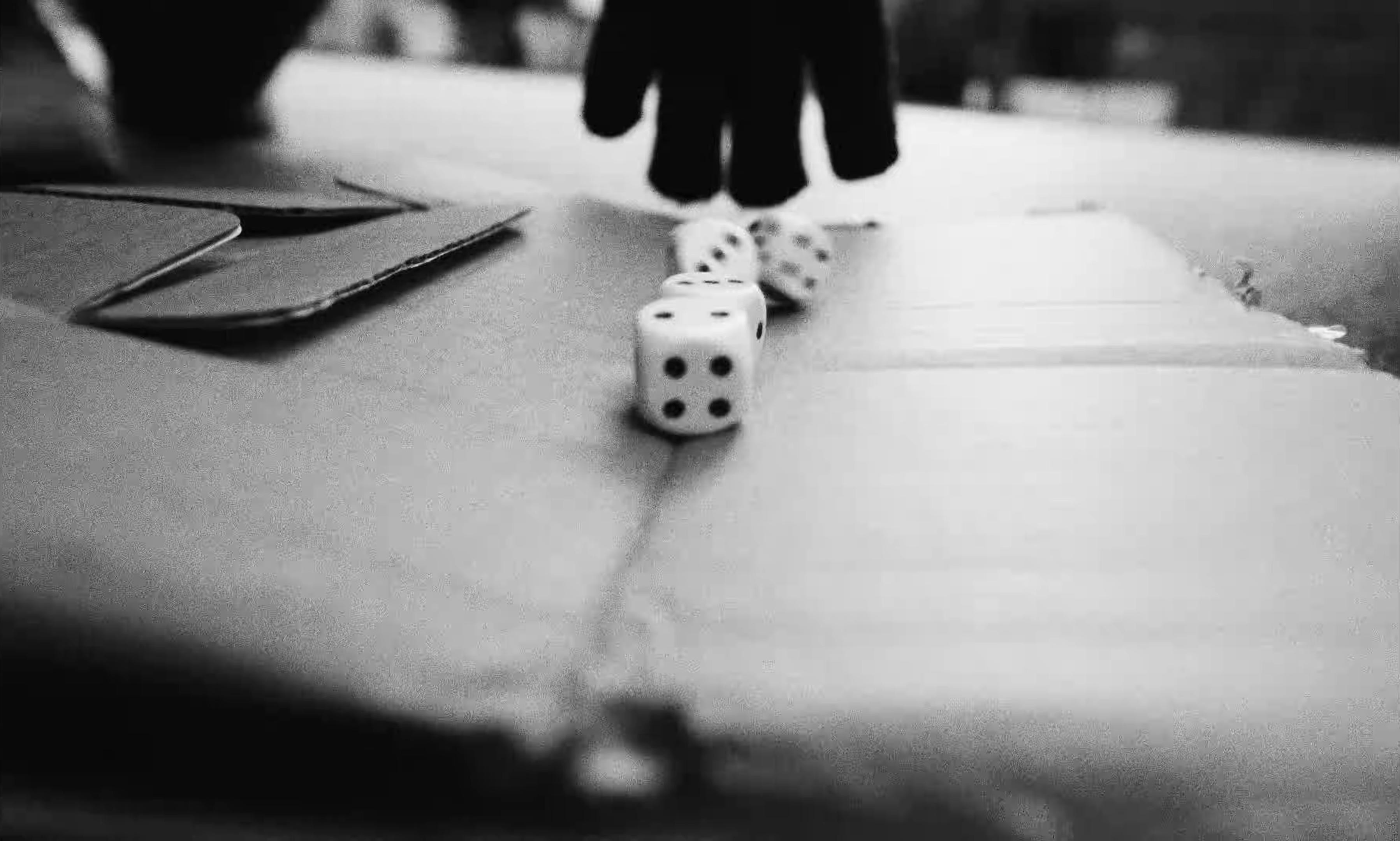 PARAPLUI (2025) —  shot,  lighting