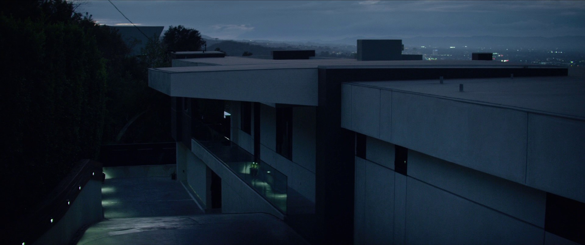 Fatale (2020) —  shot,  lighting