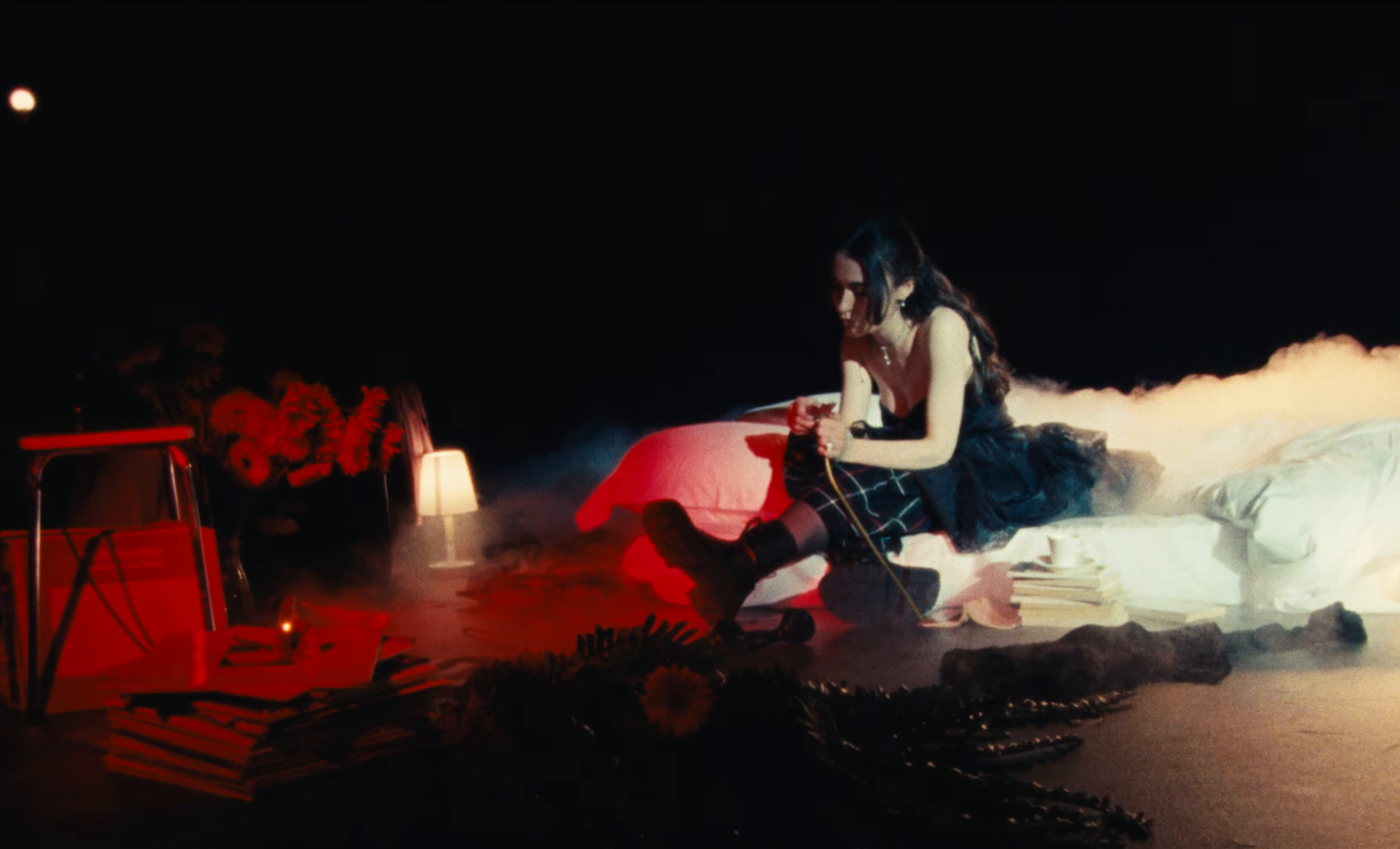 Autant Brûler (2024) —  shot,  lighting