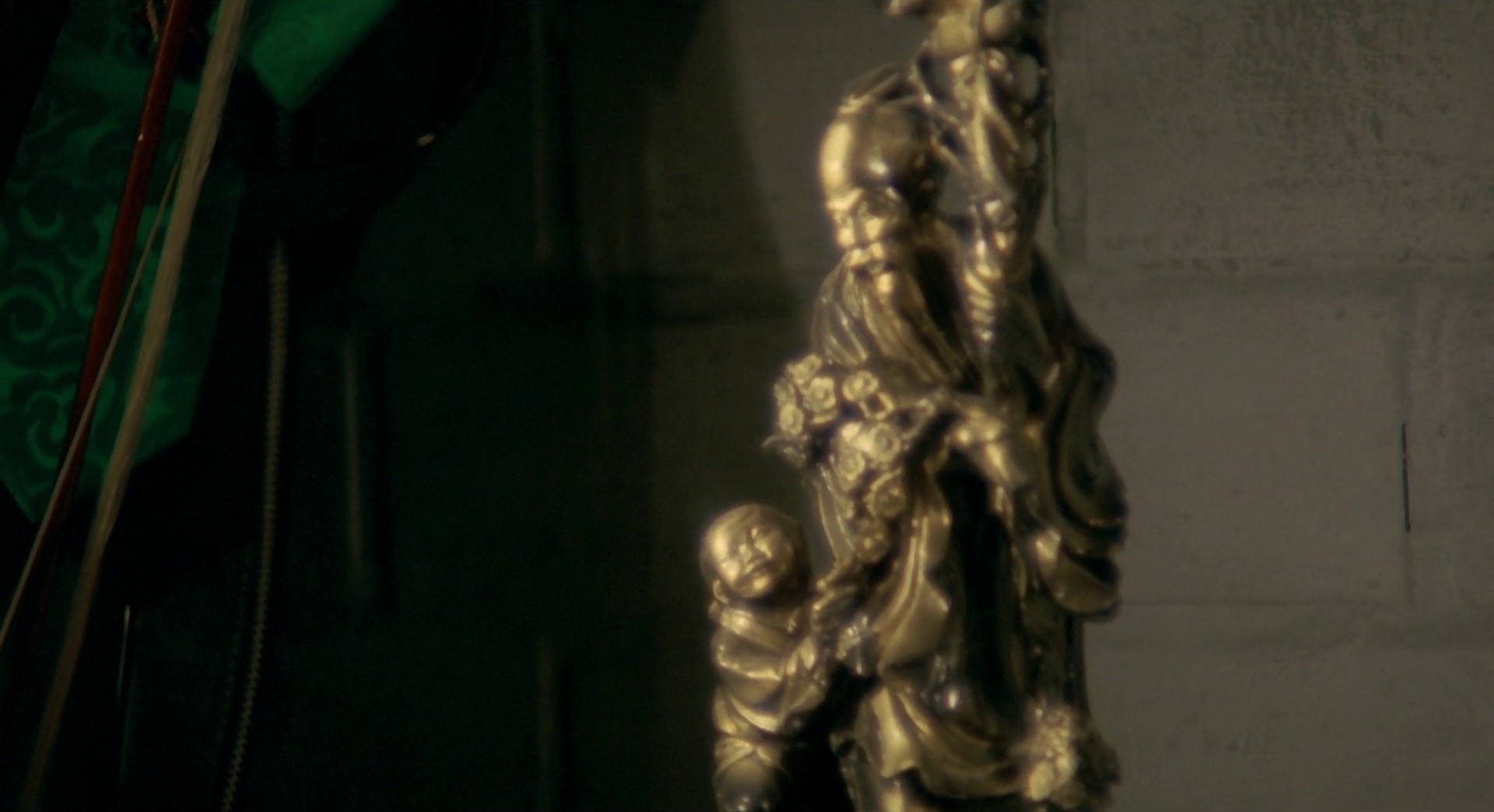 Suddenly in the Dark (1981) —  shot,  lighting