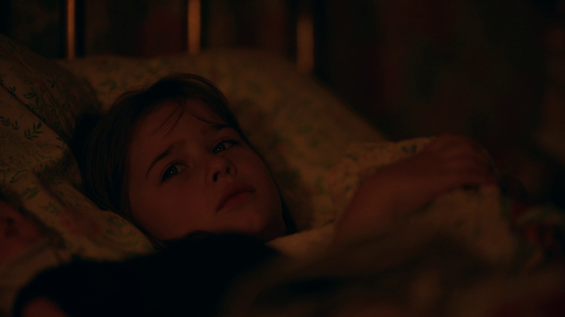 Things Heard & Seen (2021) —  shot,  lighting